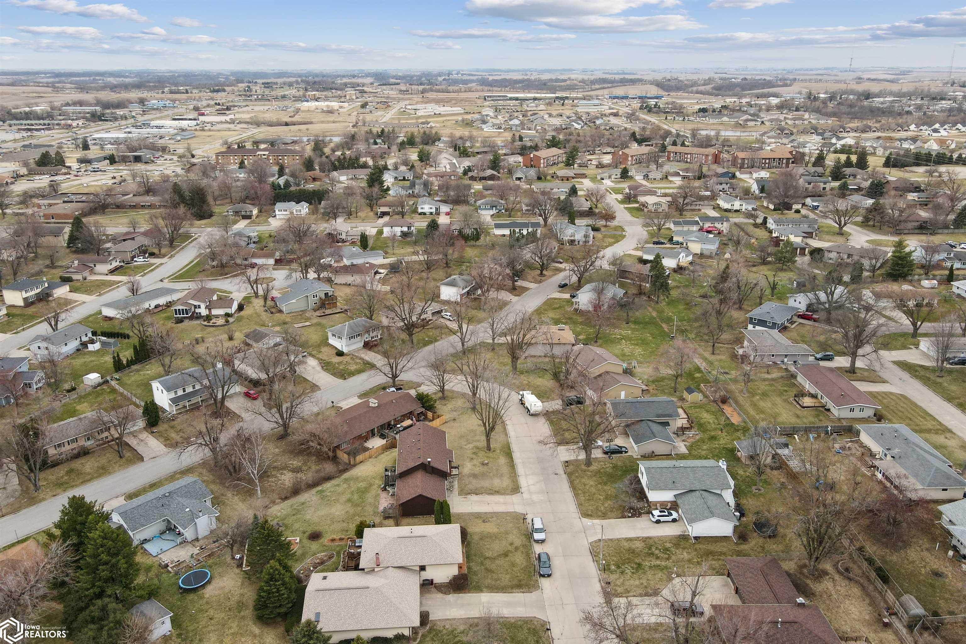 2202 Vermillion Lane, Marshalltown, Iowa image 34
