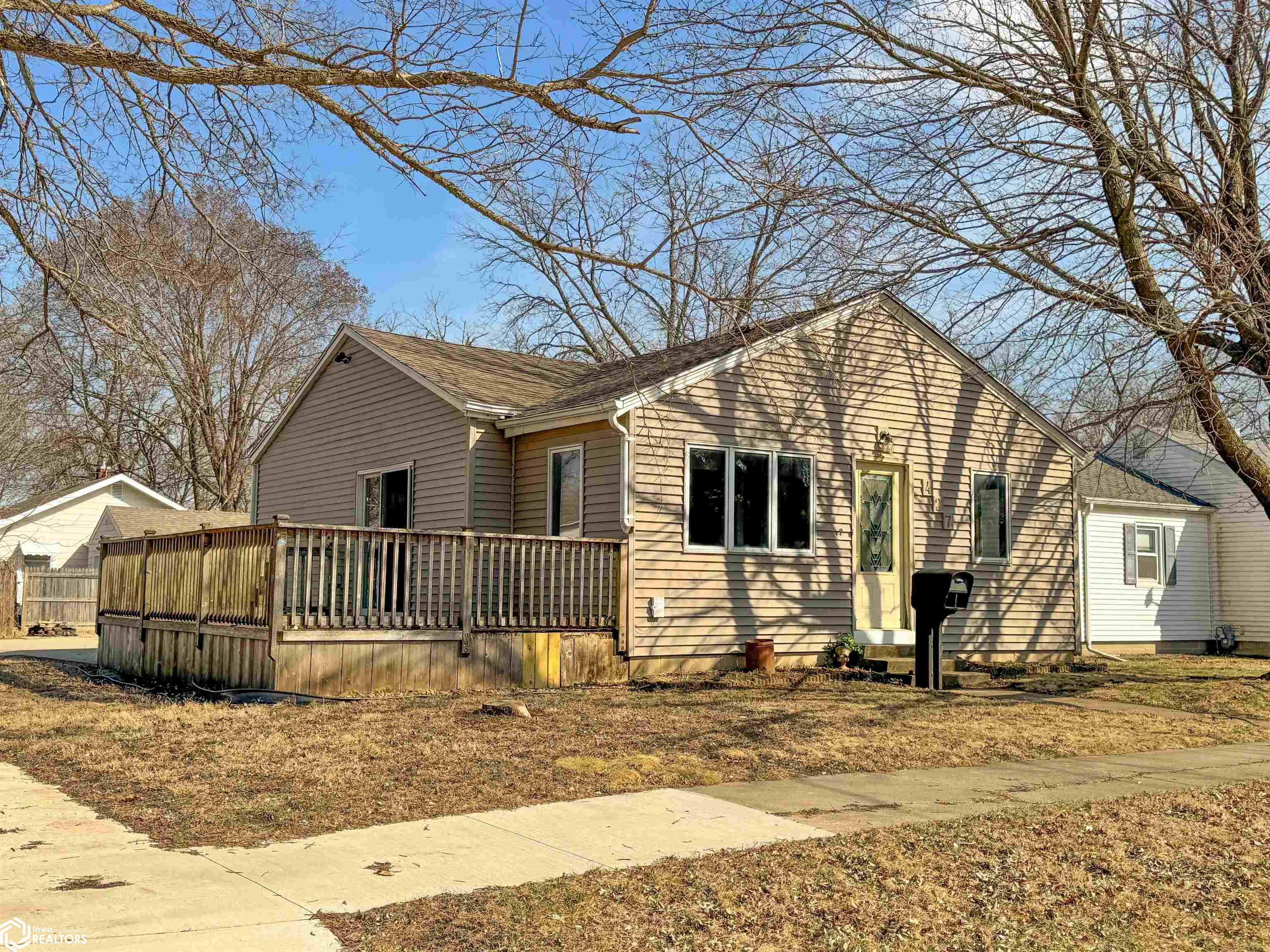 427 1st Street, Hampton, Iowa image 1