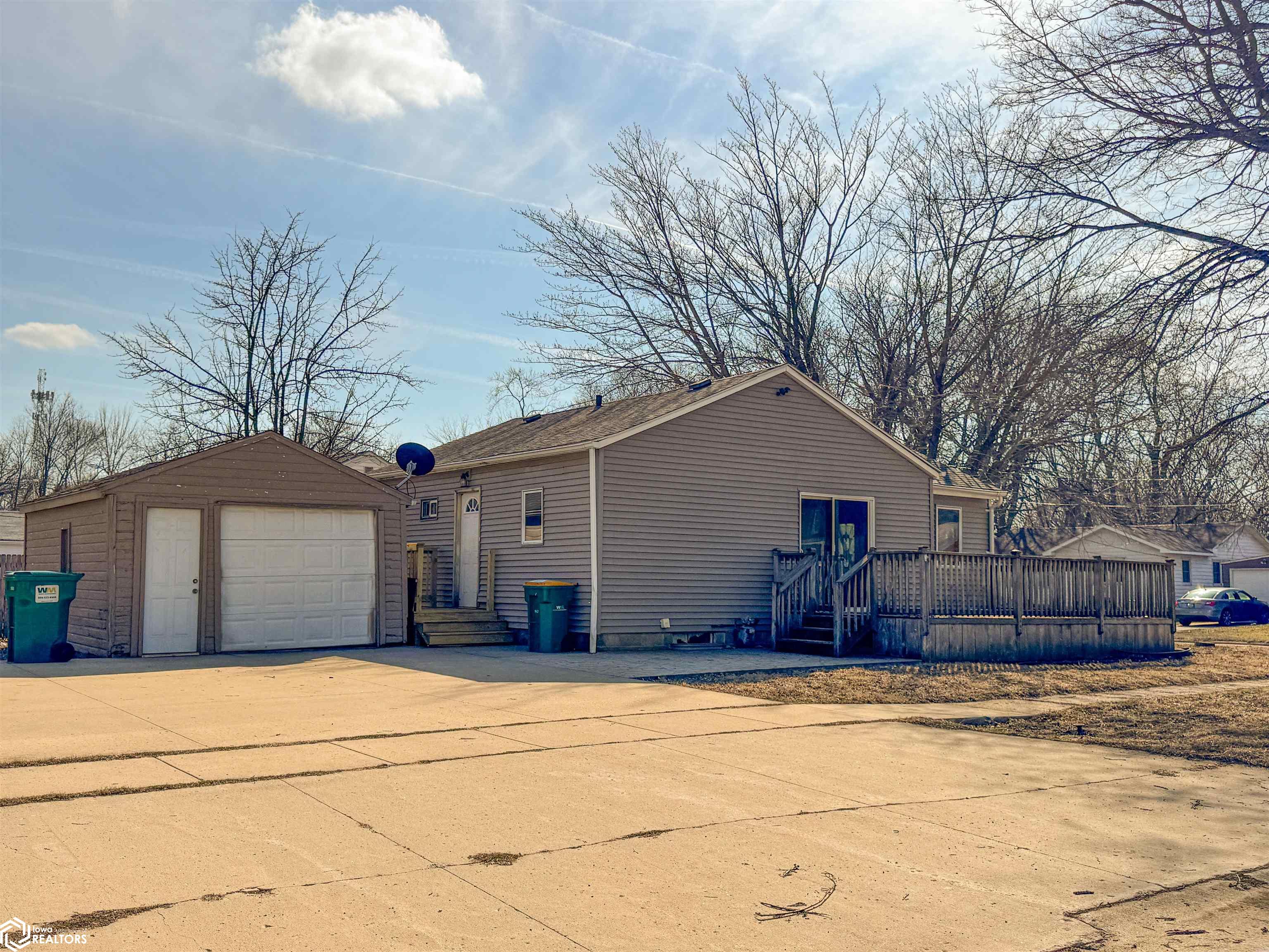 427 1st Street, Hampton, Iowa image 15