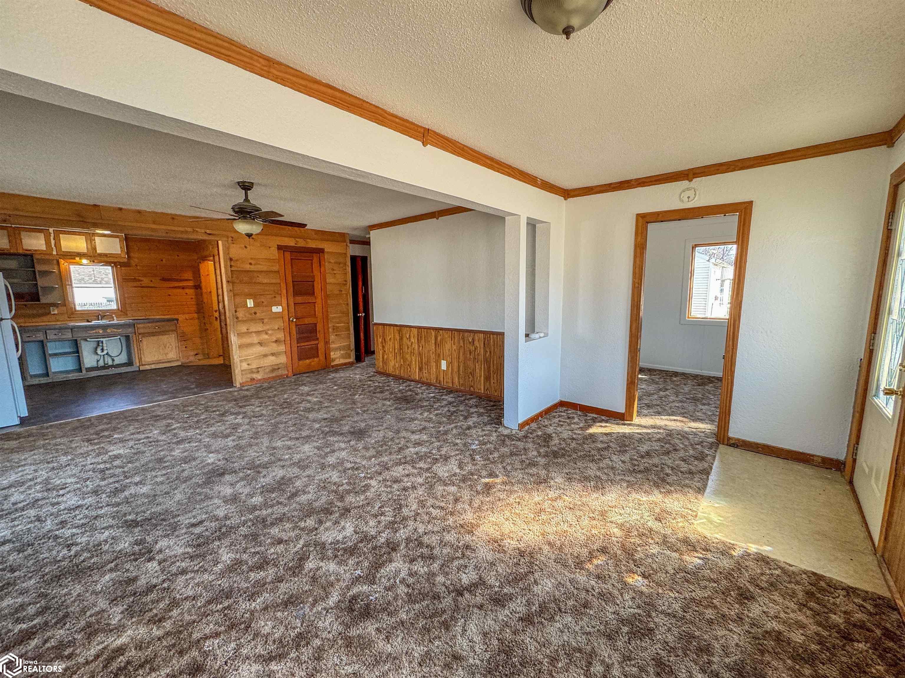427 1st Street, Hampton, Iowa image 5