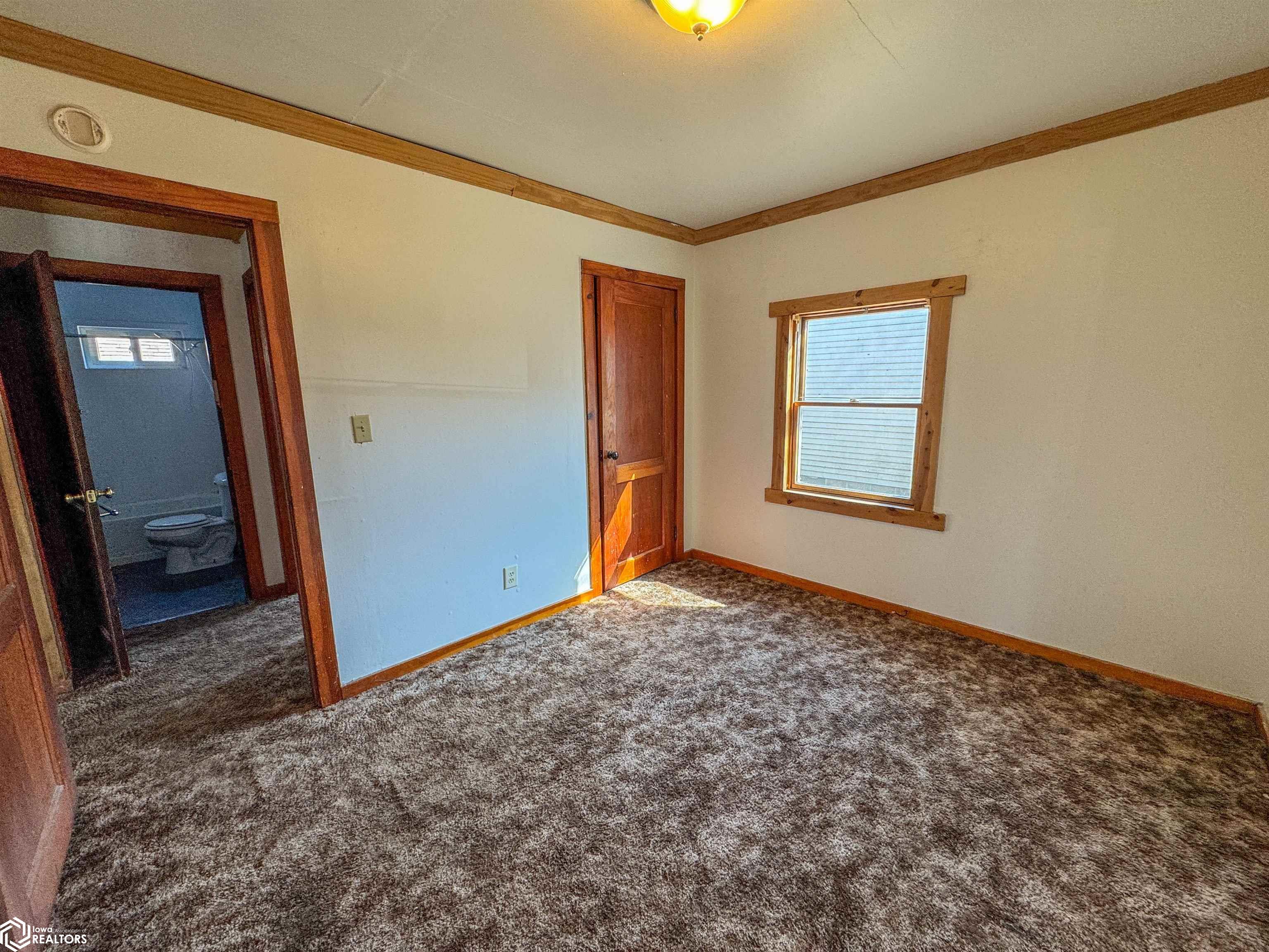 427 1st Street, Hampton, Iowa image 10