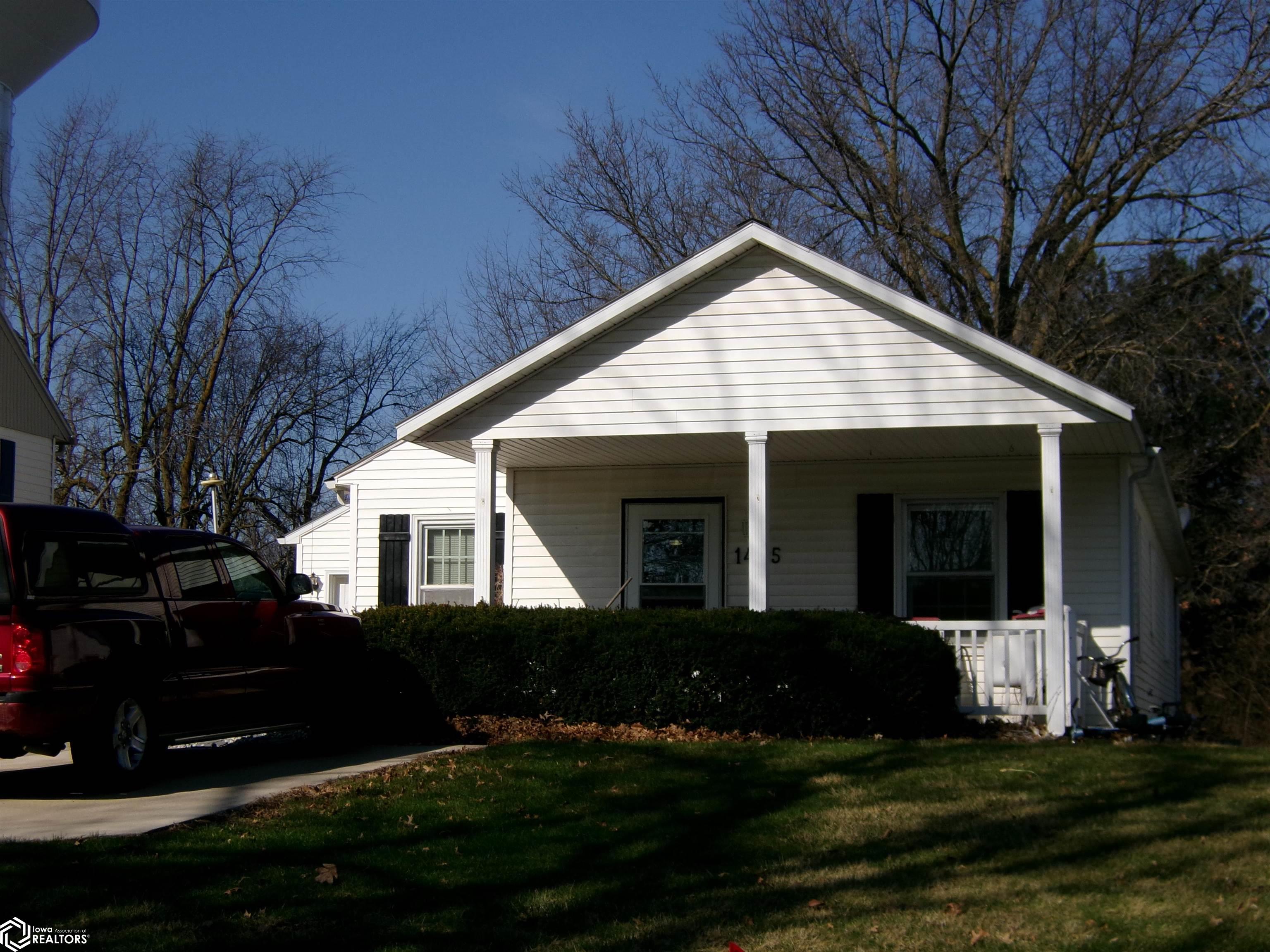 1405 Bryn Mawr, Atlantic, Iowa image 3