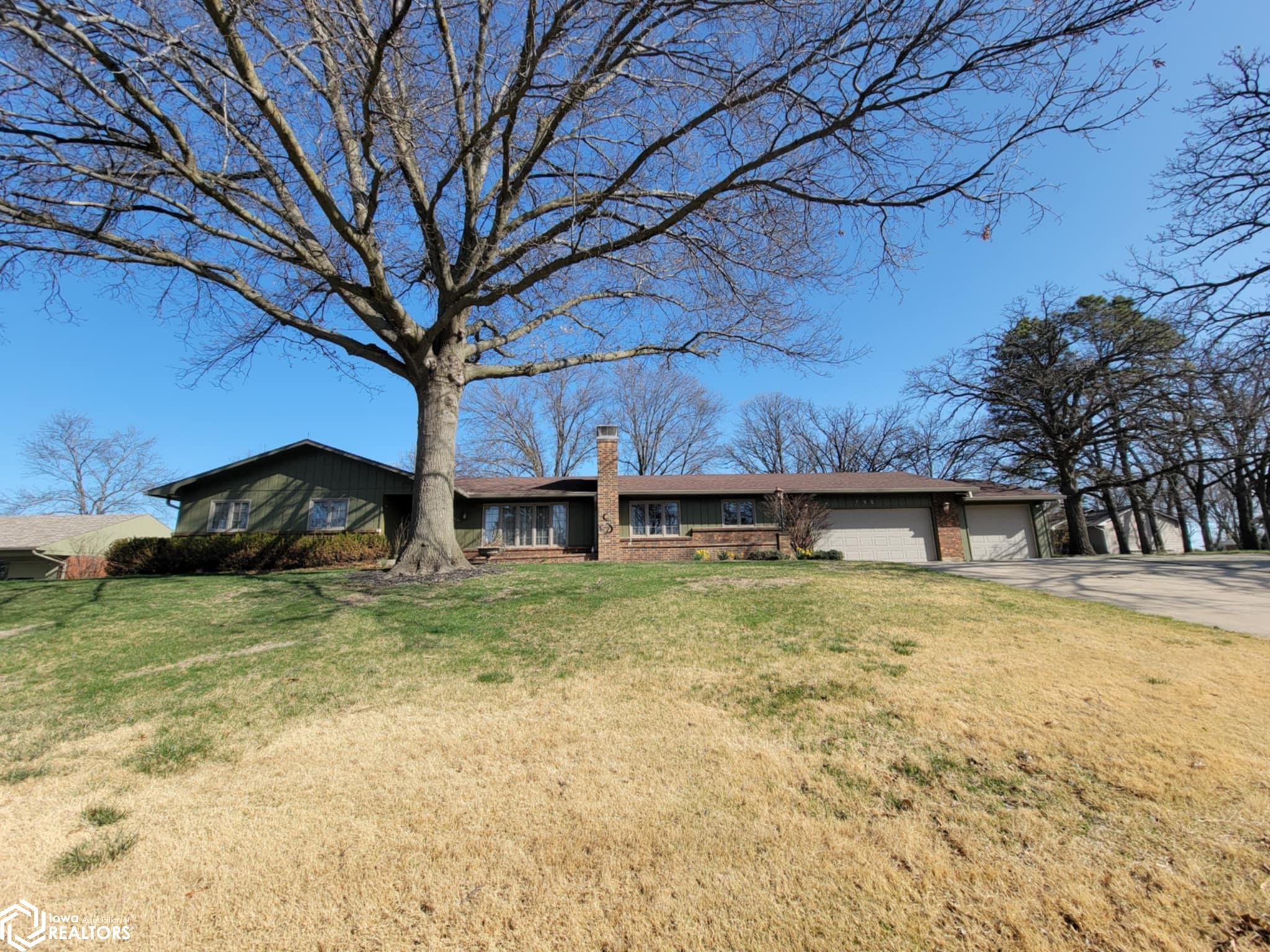 795 W Wall Street, Centerville, Iowa image 20