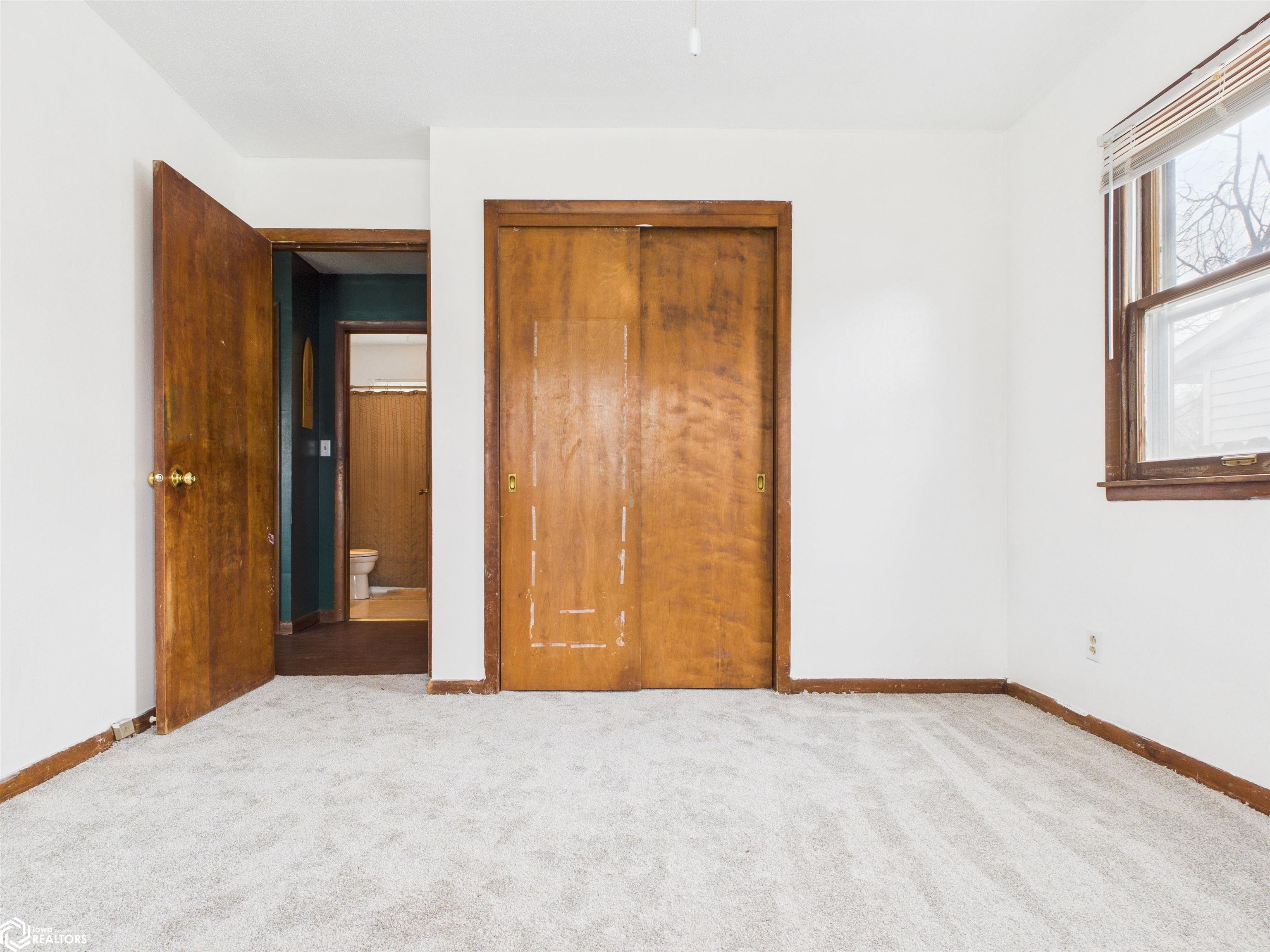 Bedroom 1 was freshly painted and new carpet installed last week