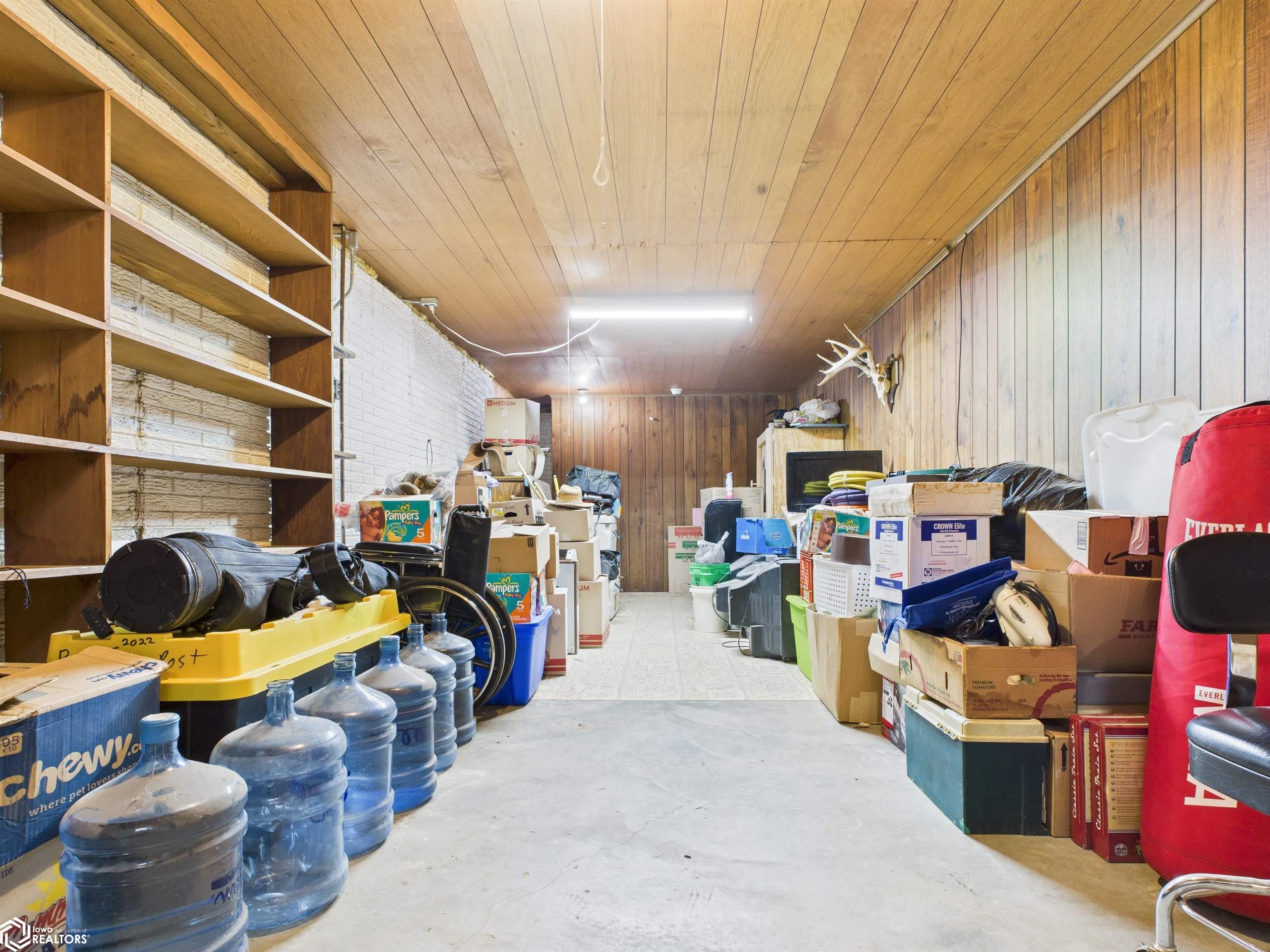 2nd view of 1st room