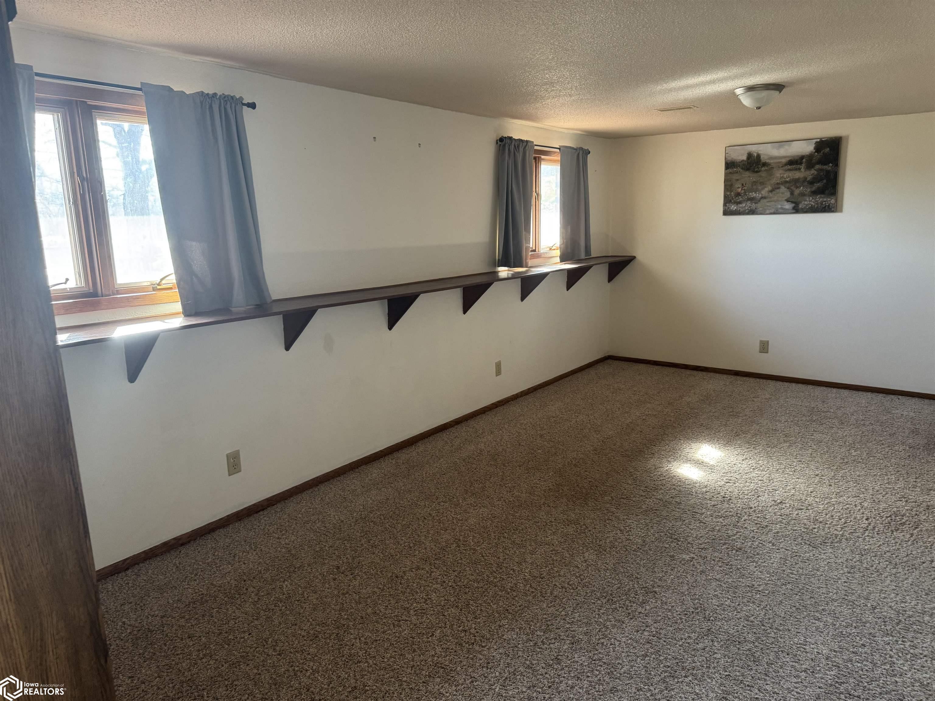 2825 Oak Meadow Drive, Ottumwa, Iowa image 21