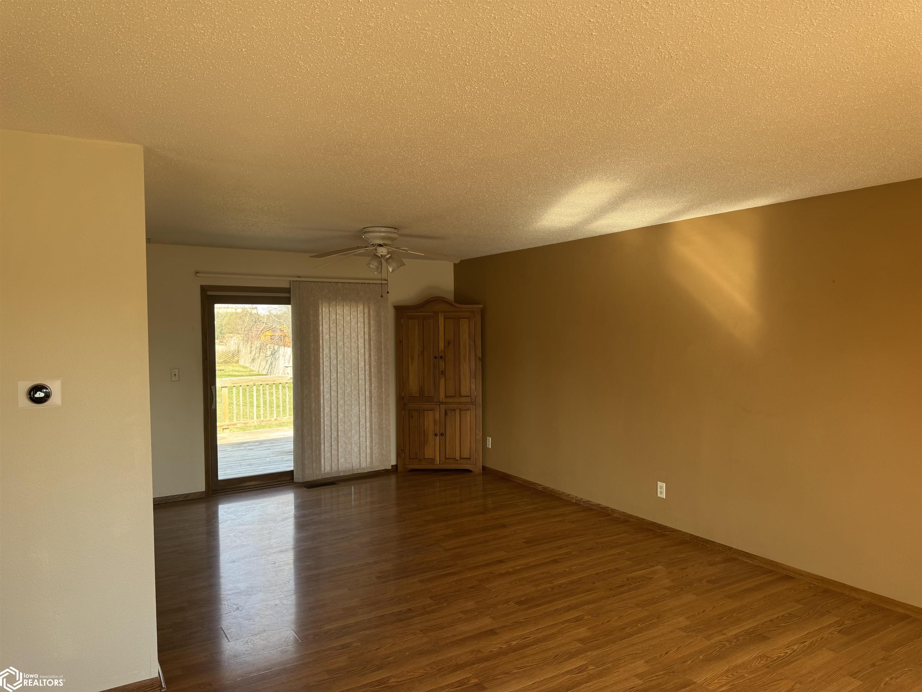 2825 Oak Meadow Drive, Ottumwa, Iowa image 9