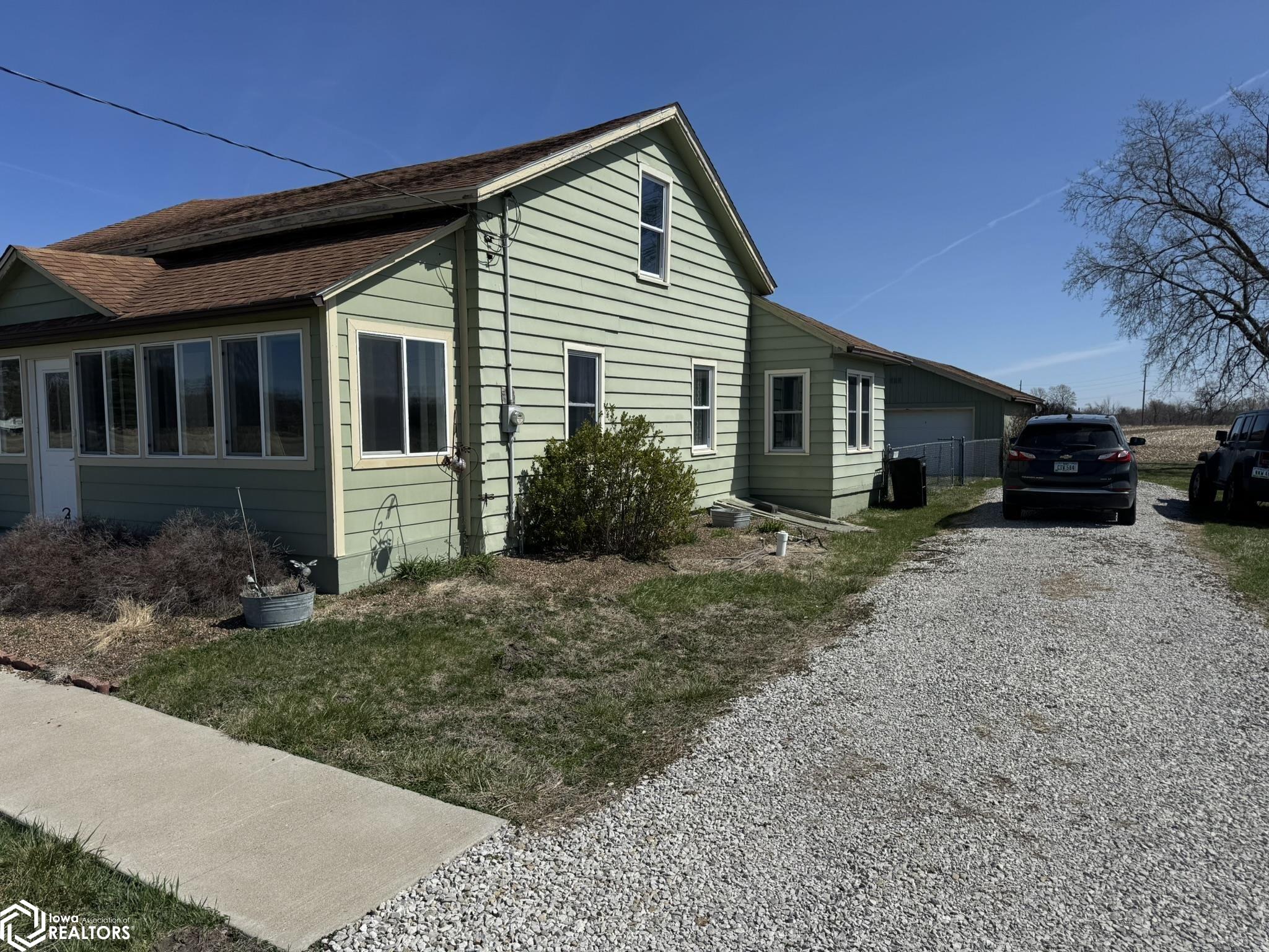 12189 Sycamore Road, Ottumwa, Iowa image 3