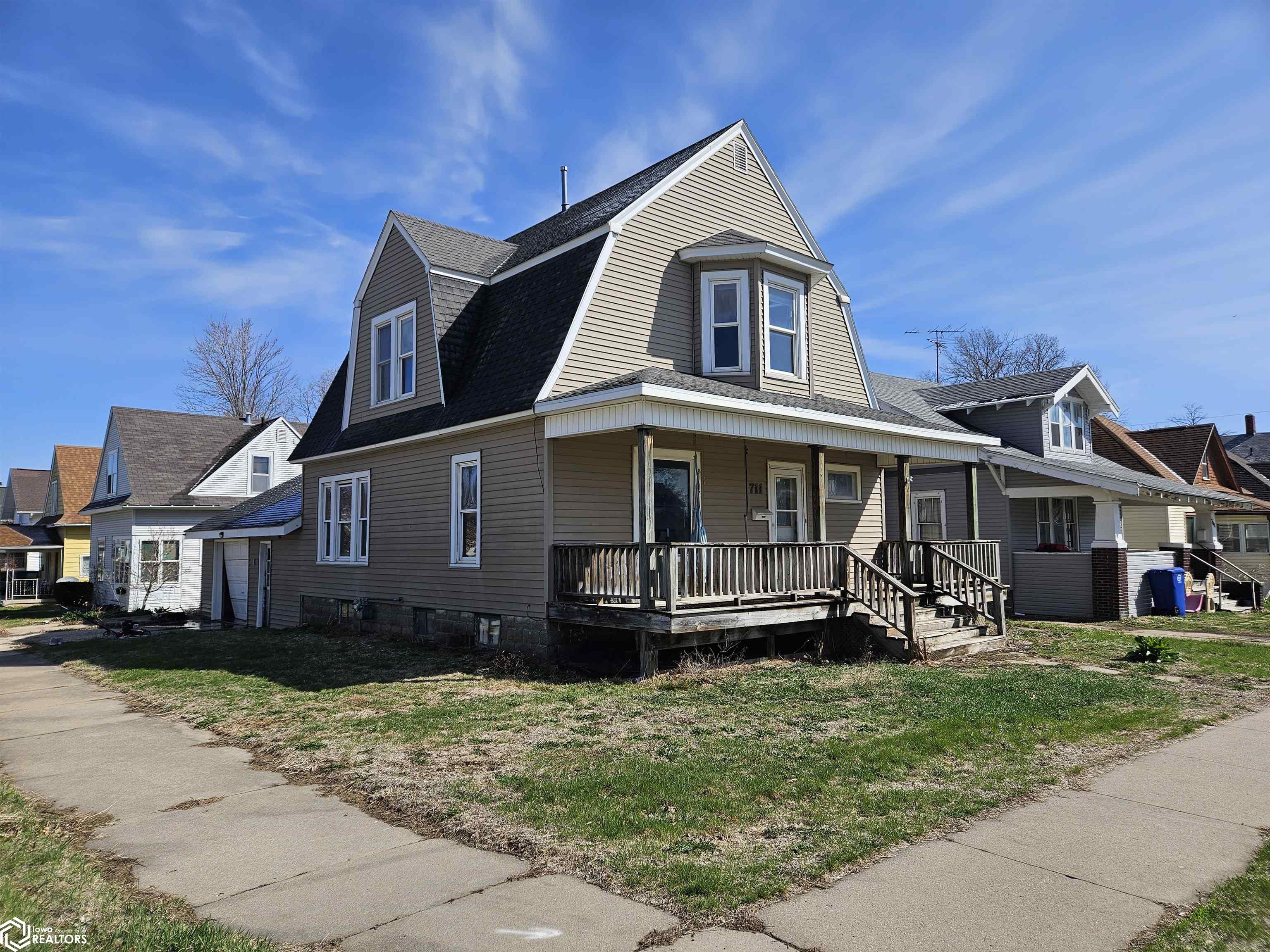 711 W Boone Street, Marshalltown, Iowa image 2