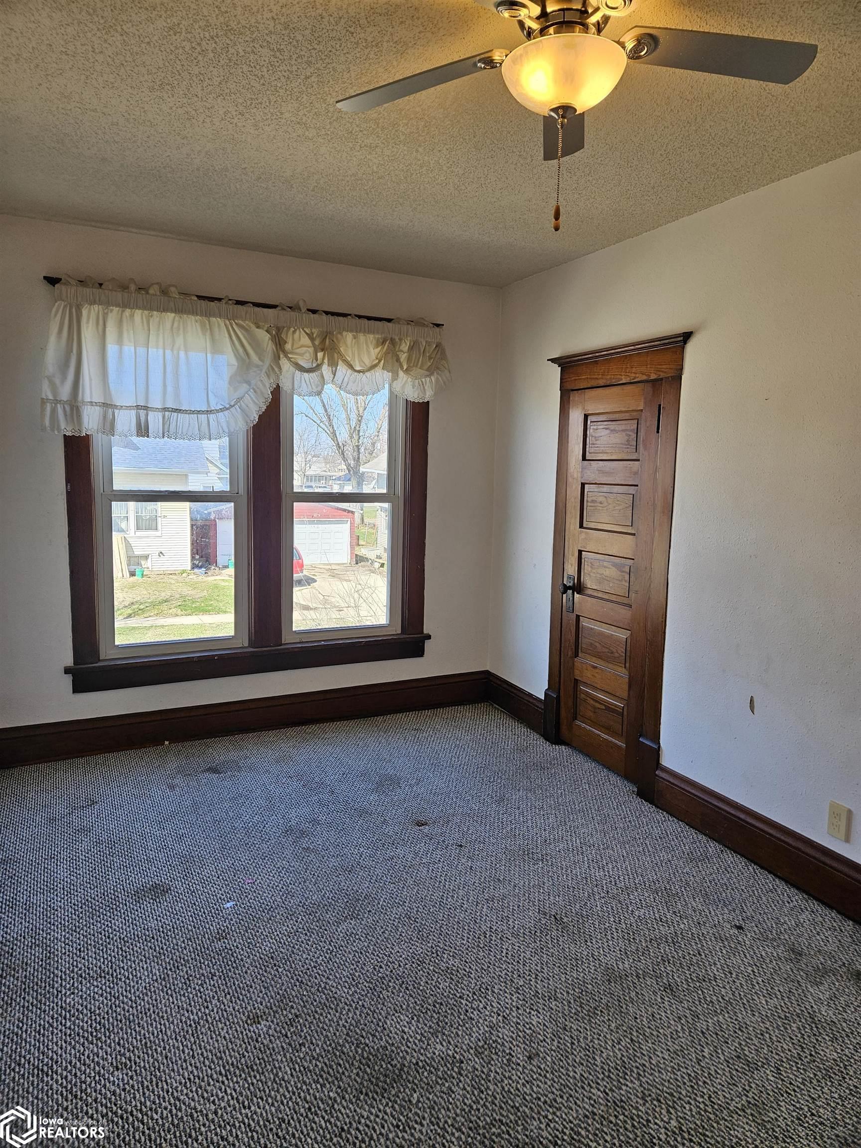 711 W Boone Street, Marshalltown, Iowa image 11