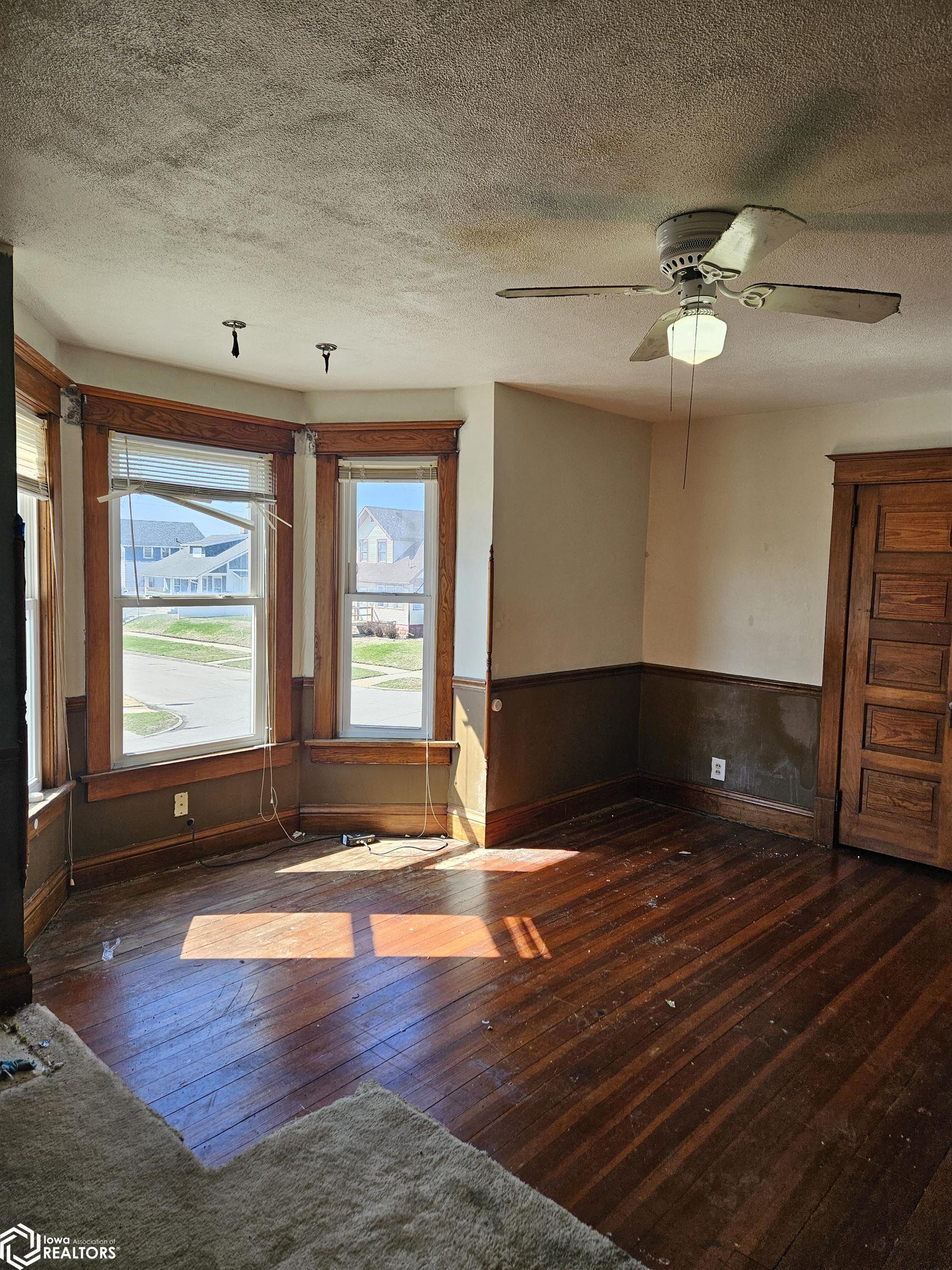 711 W Boone Street, Marshalltown, Iowa image 10