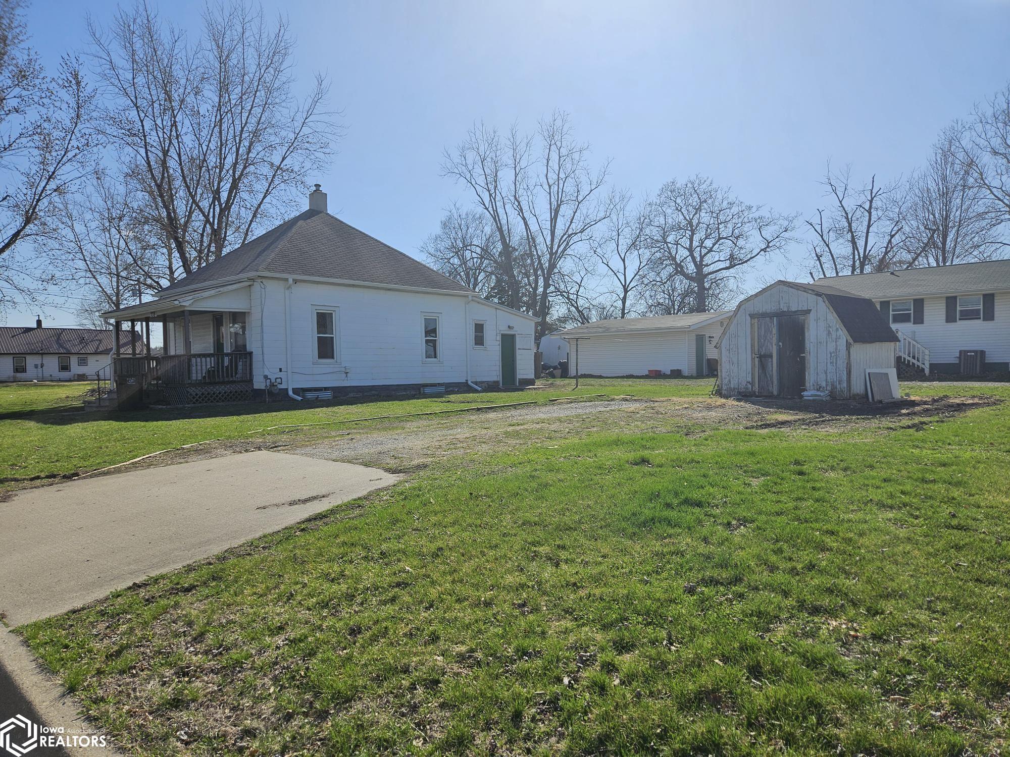 739 S Ward Street, Ottumwa, Iowa image 3