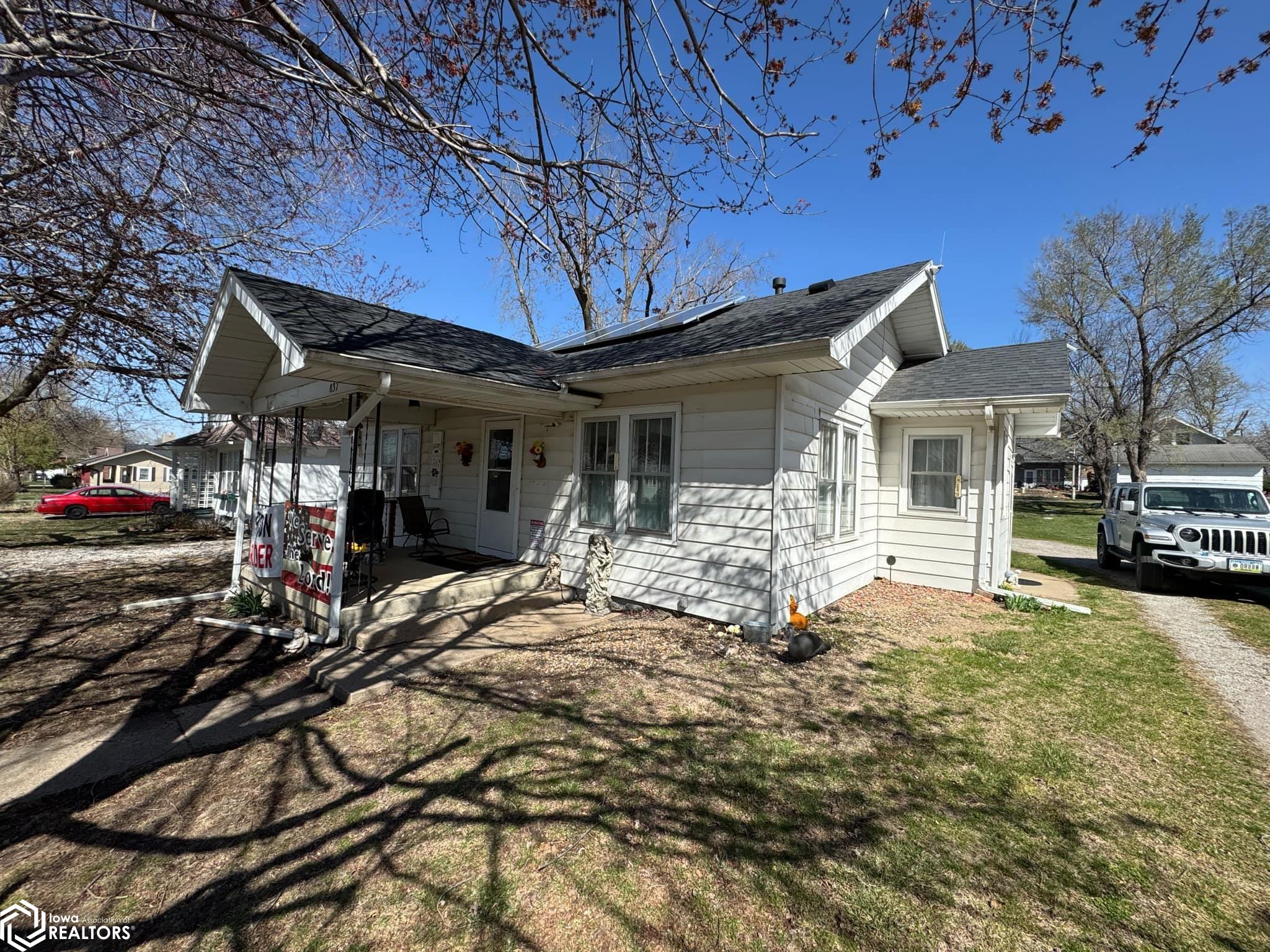 837 S 15th Street, Centerville, Iowa image 1