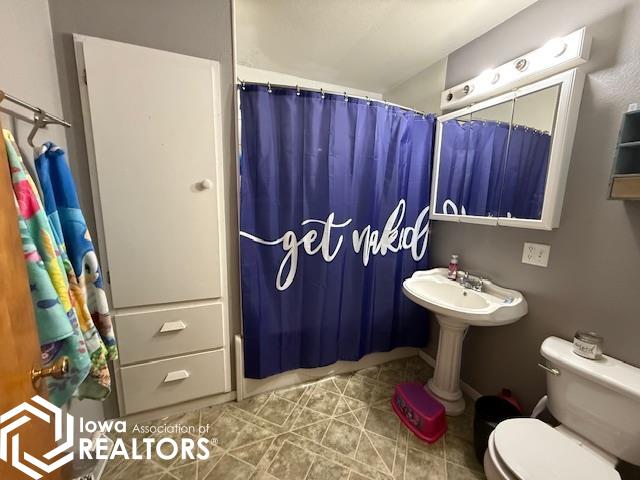 215 Linden Court, Brooklyn, Iowa image 14