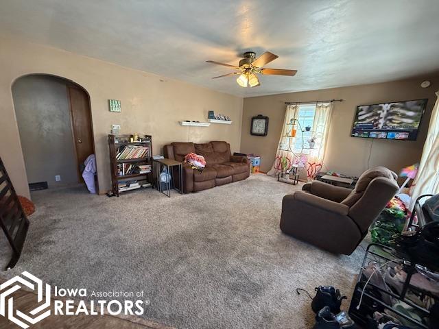 215 Linden Court, Brooklyn, Iowa image 6