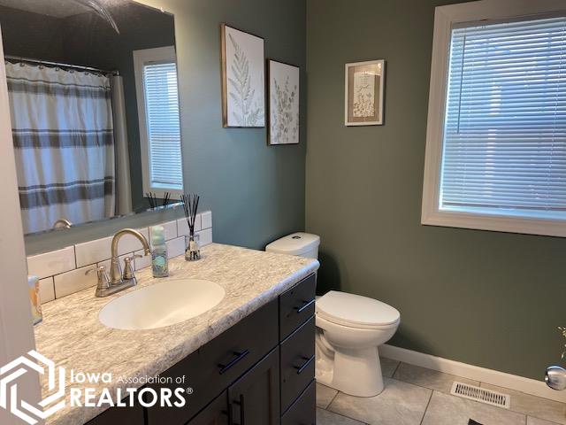1509 Rylea Drive, Clear Lake, Iowa image 18