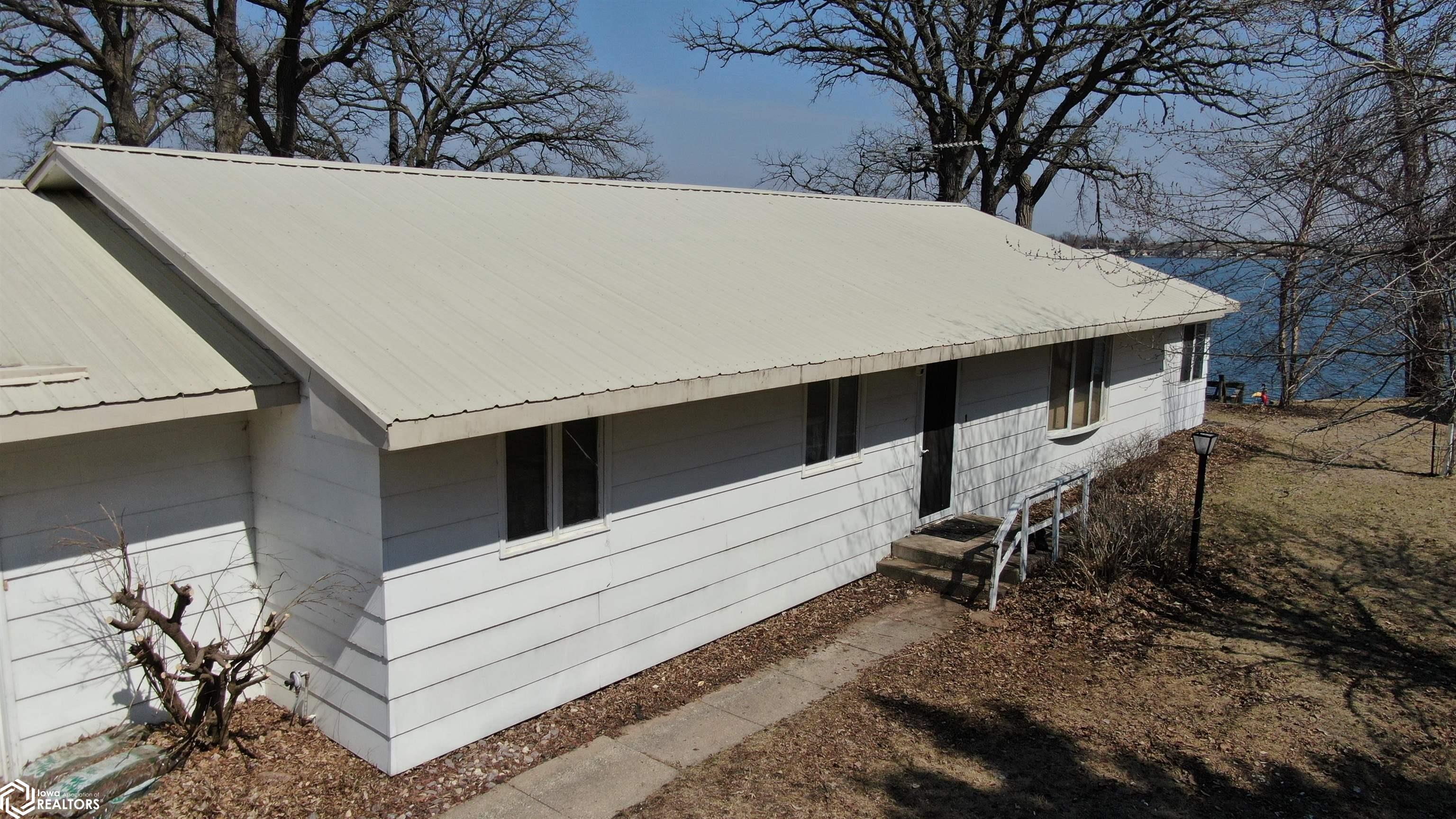 1884 Obrien Avenue, Clarion, Iowa image 1