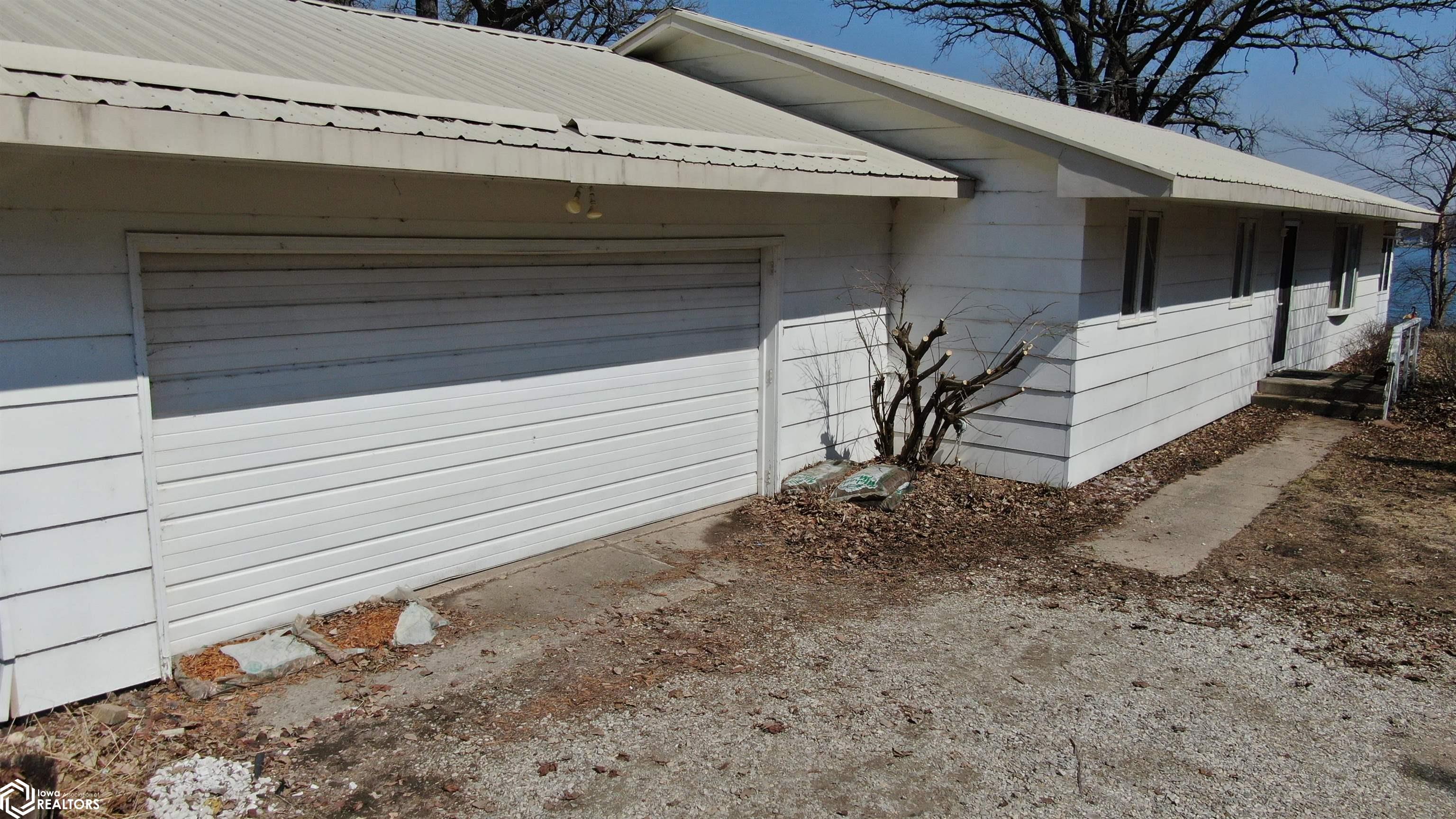 1884 Obrien Avenue, Clarion, Iowa image 12