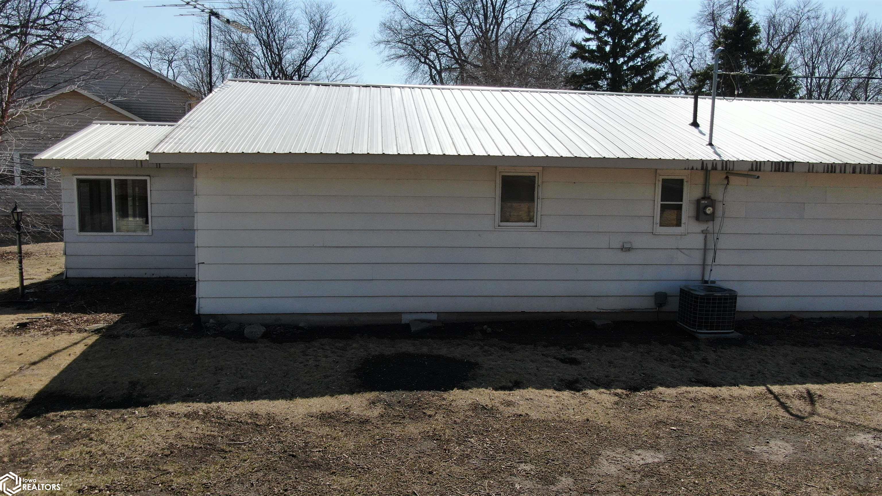 1884 Obrien Avenue, Clarion, Iowa image 8