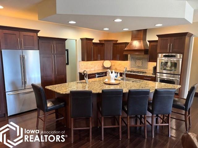 1213 N Country Club Road, Algona, Iowa image 2