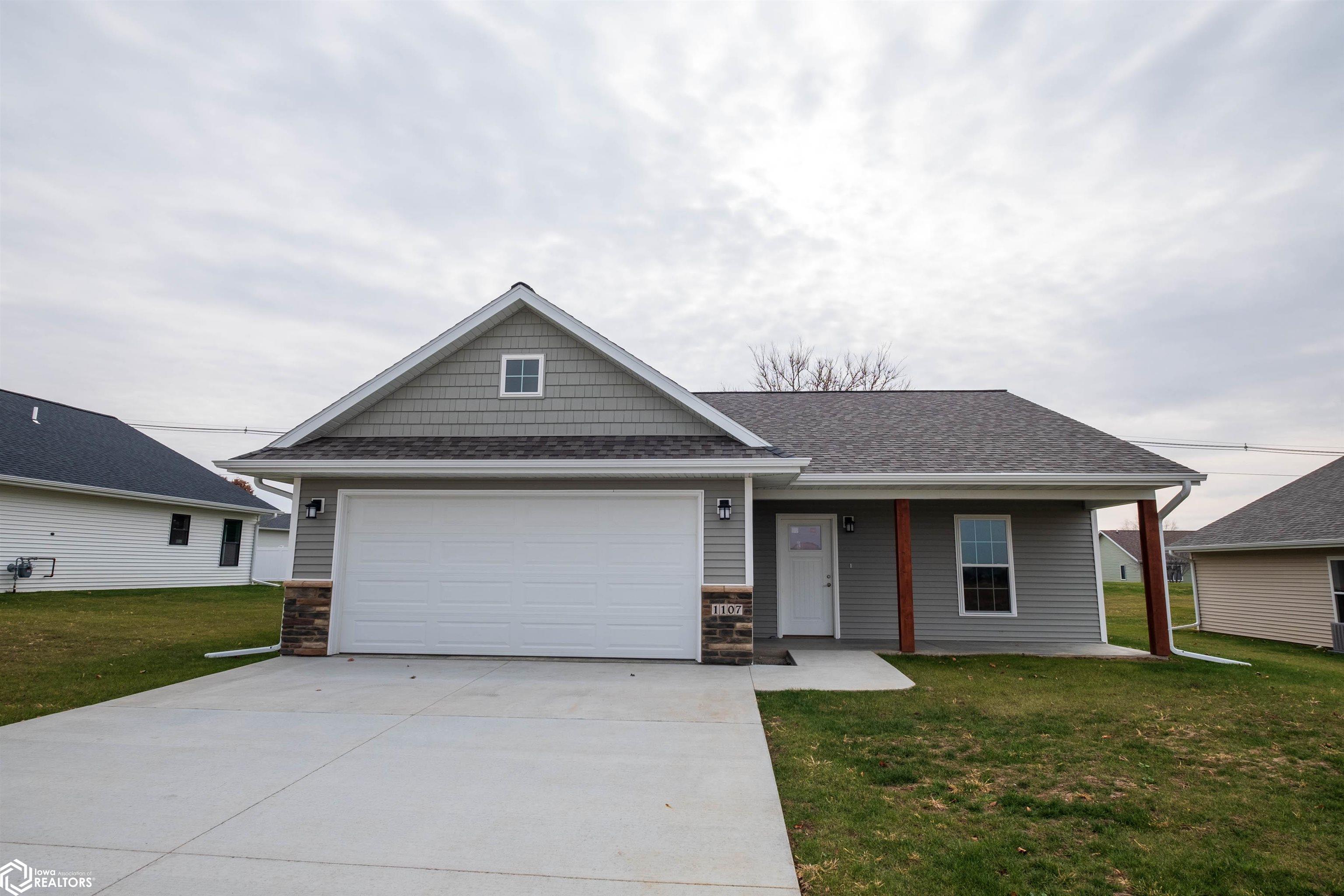 1107 E Southridge Road, Marshalltown, Iowa image 1