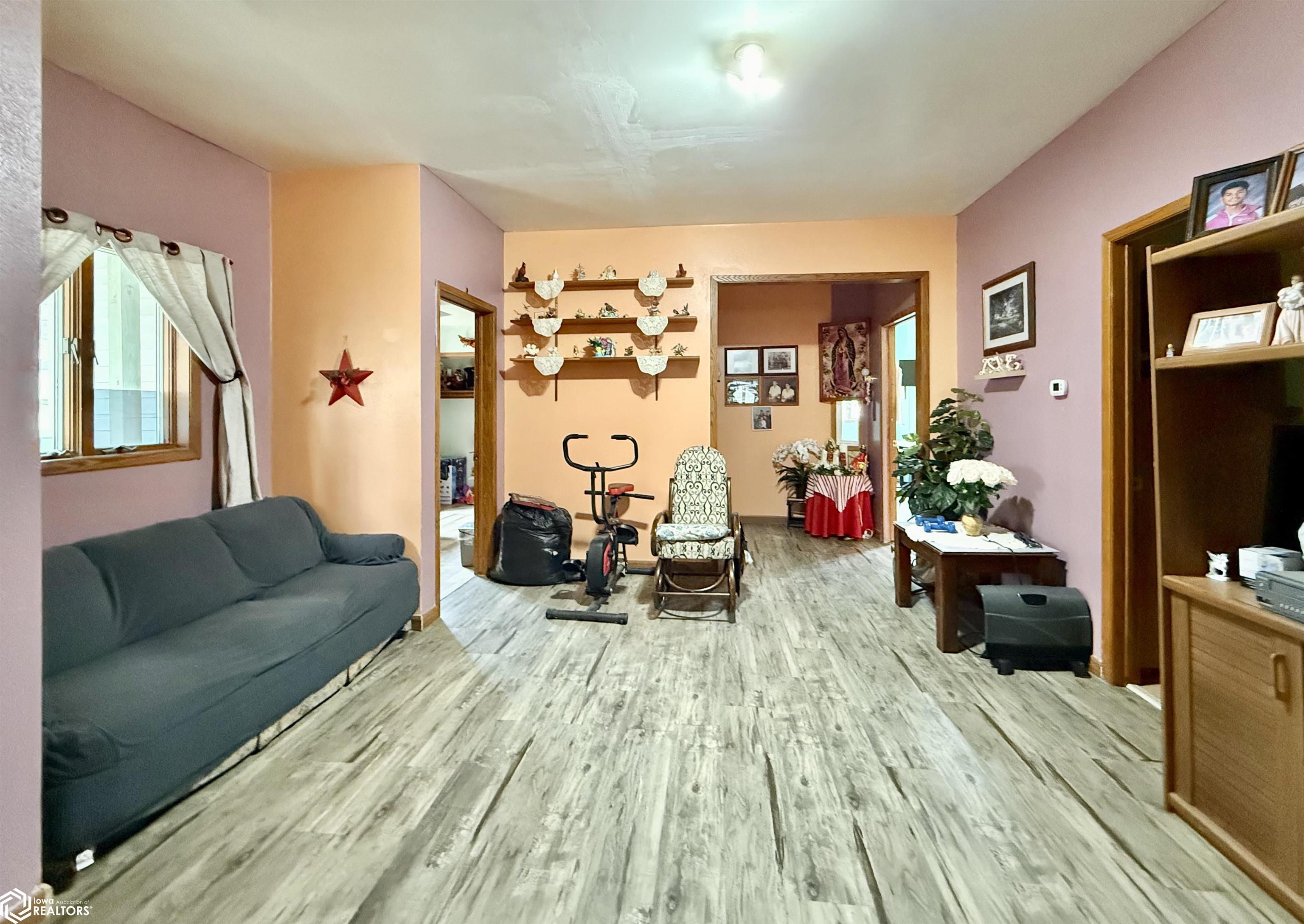 603 E Church Street, Marshalltown, Iowa image 2