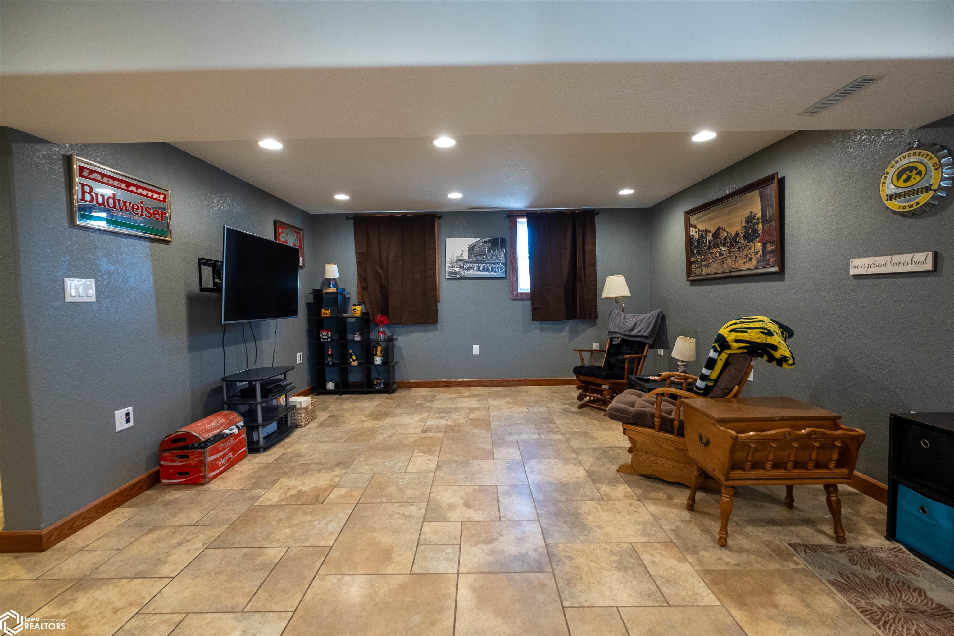 2104 S 5th Street, Marshalltown, Iowa image 14