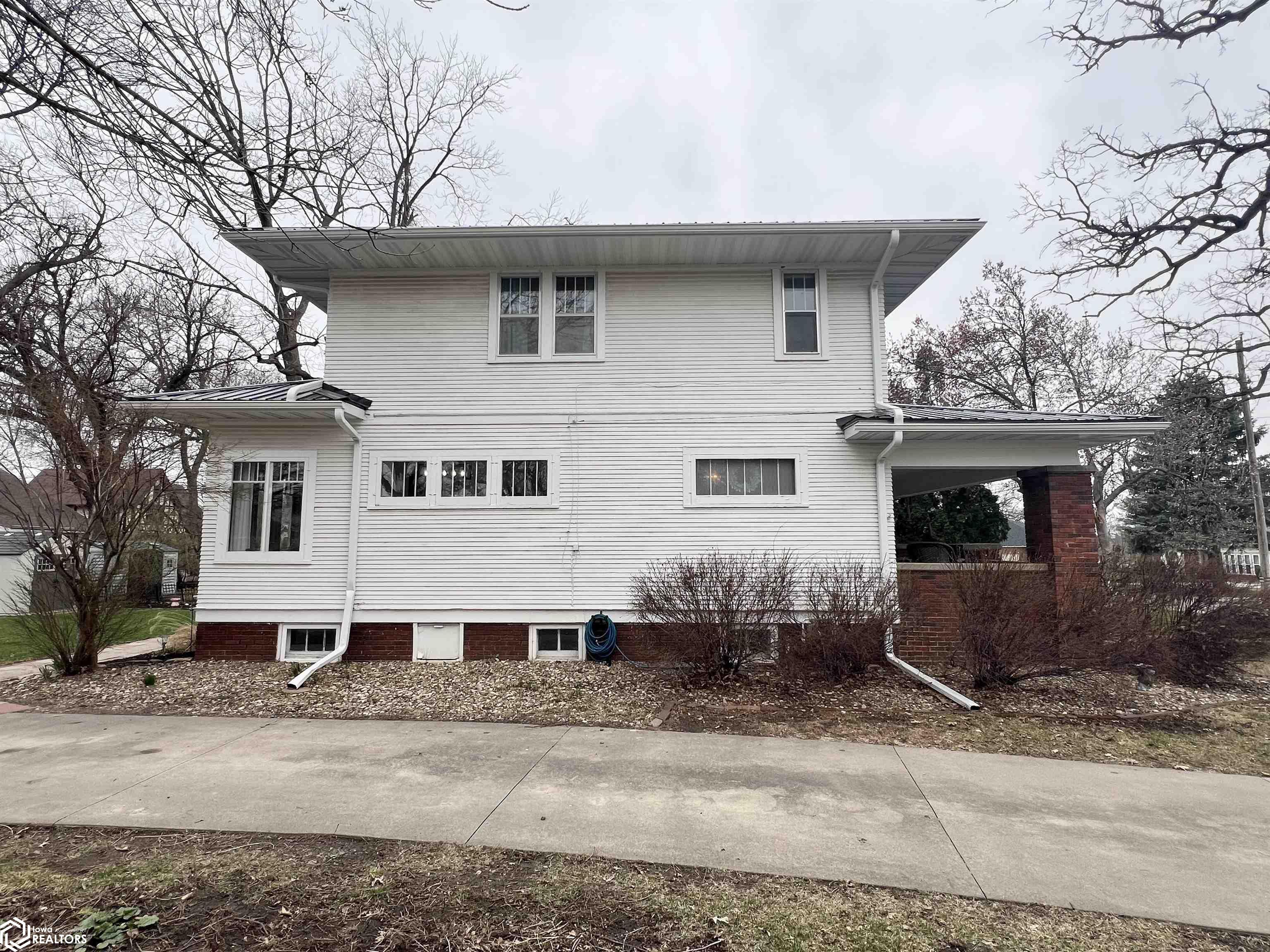 1007 S 5th Avenue, Newton, Iowa image 27