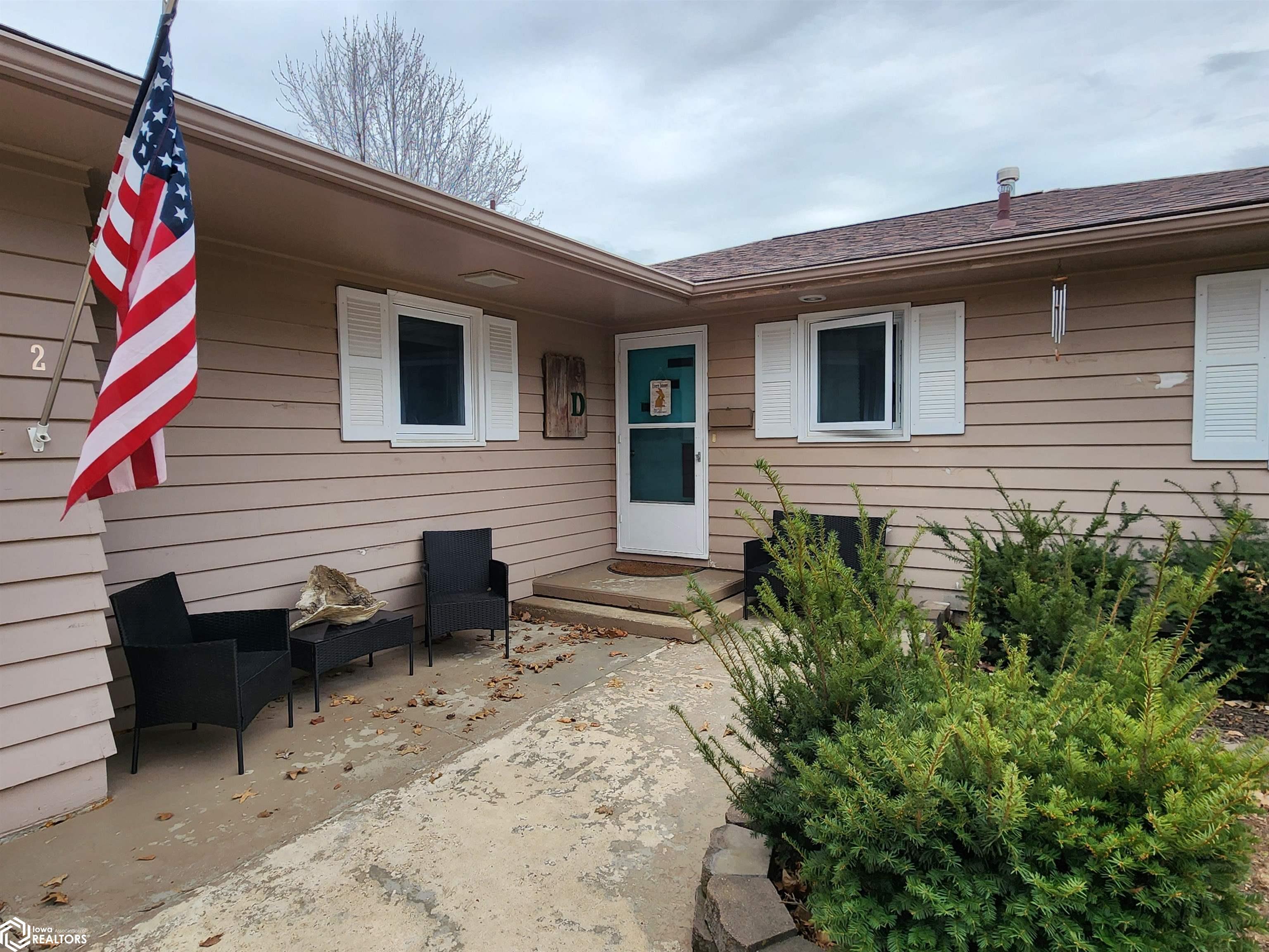 902 Plum Street, Atlantic, Iowa image 3