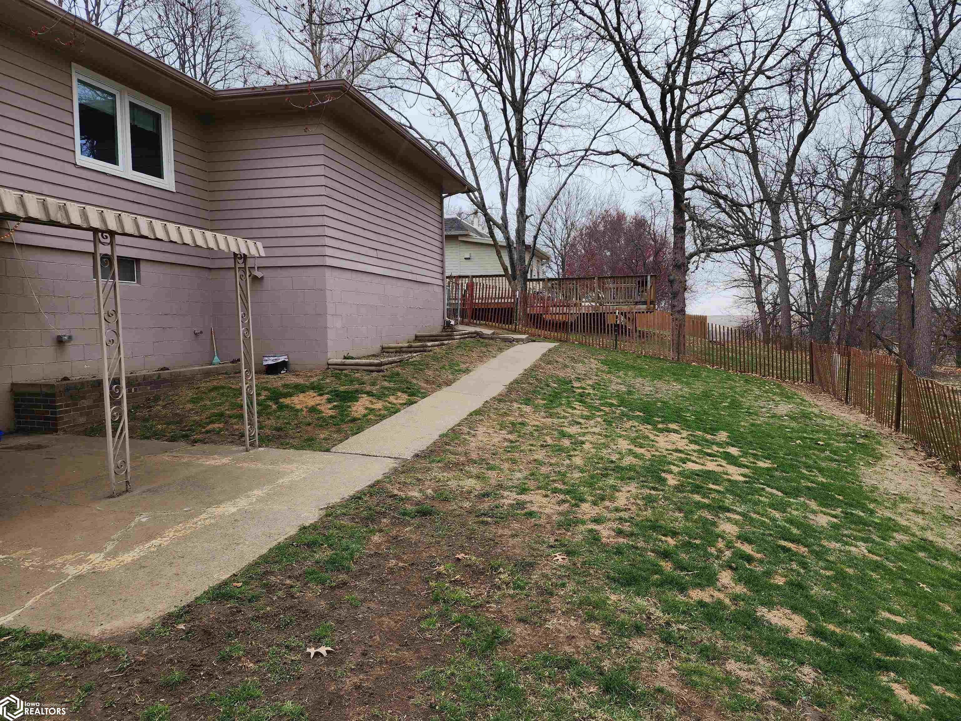 902 Plum Street, Atlantic, Iowa image 34