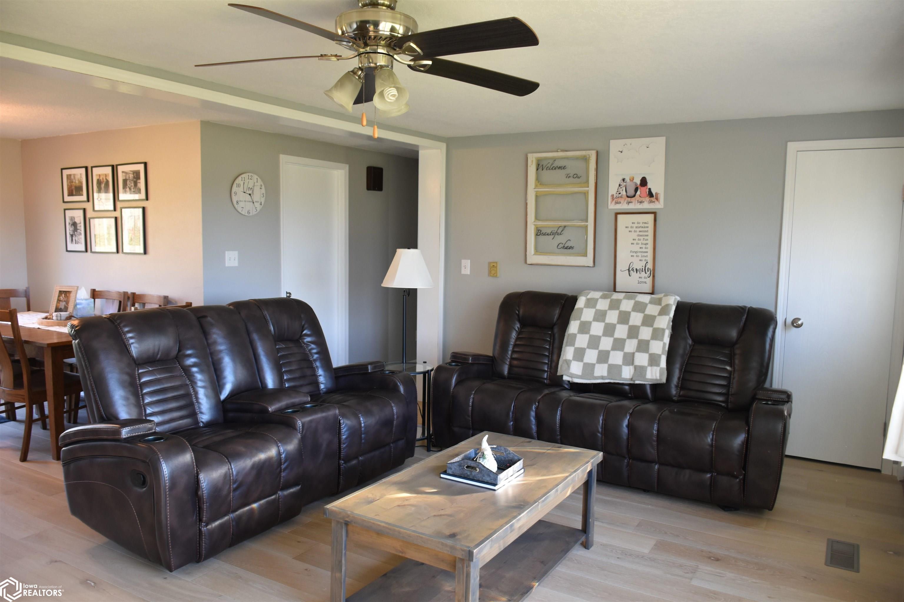 13232 524th, Centerville, Iowa image 11