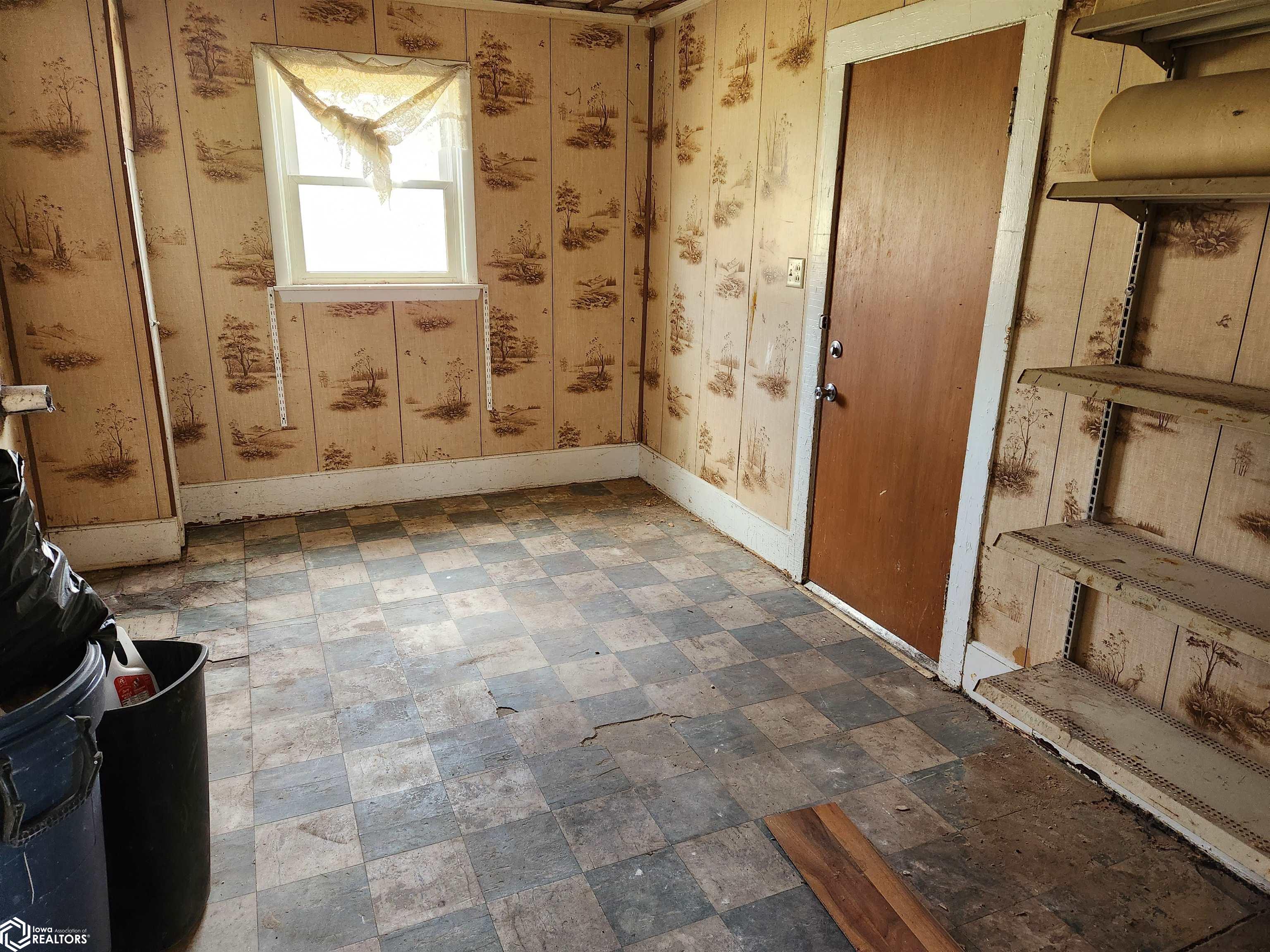 109 E 10th Street, Tama, Iowa image 6