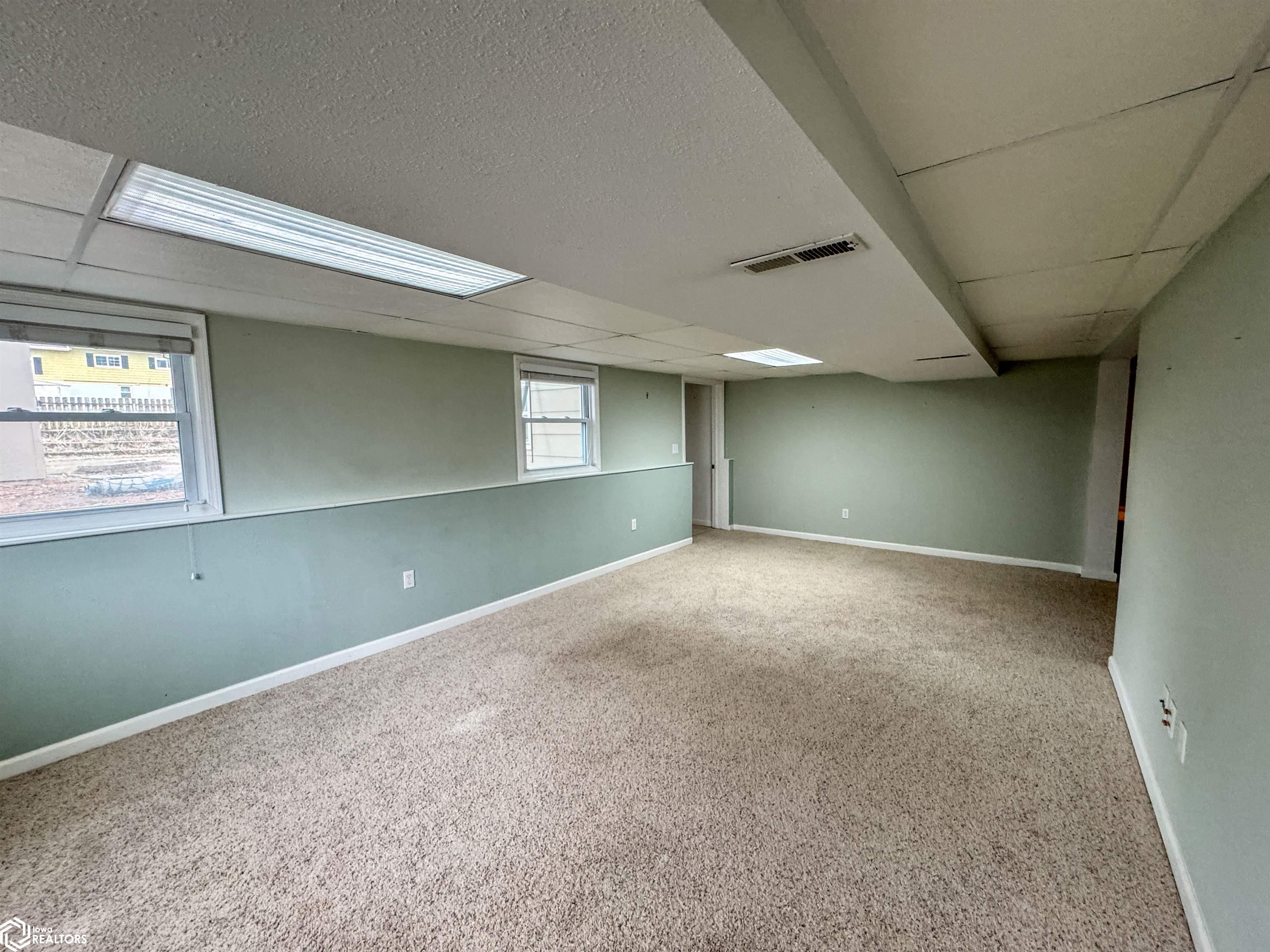 909 3rd Avenue, Hampton, Iowa image 31