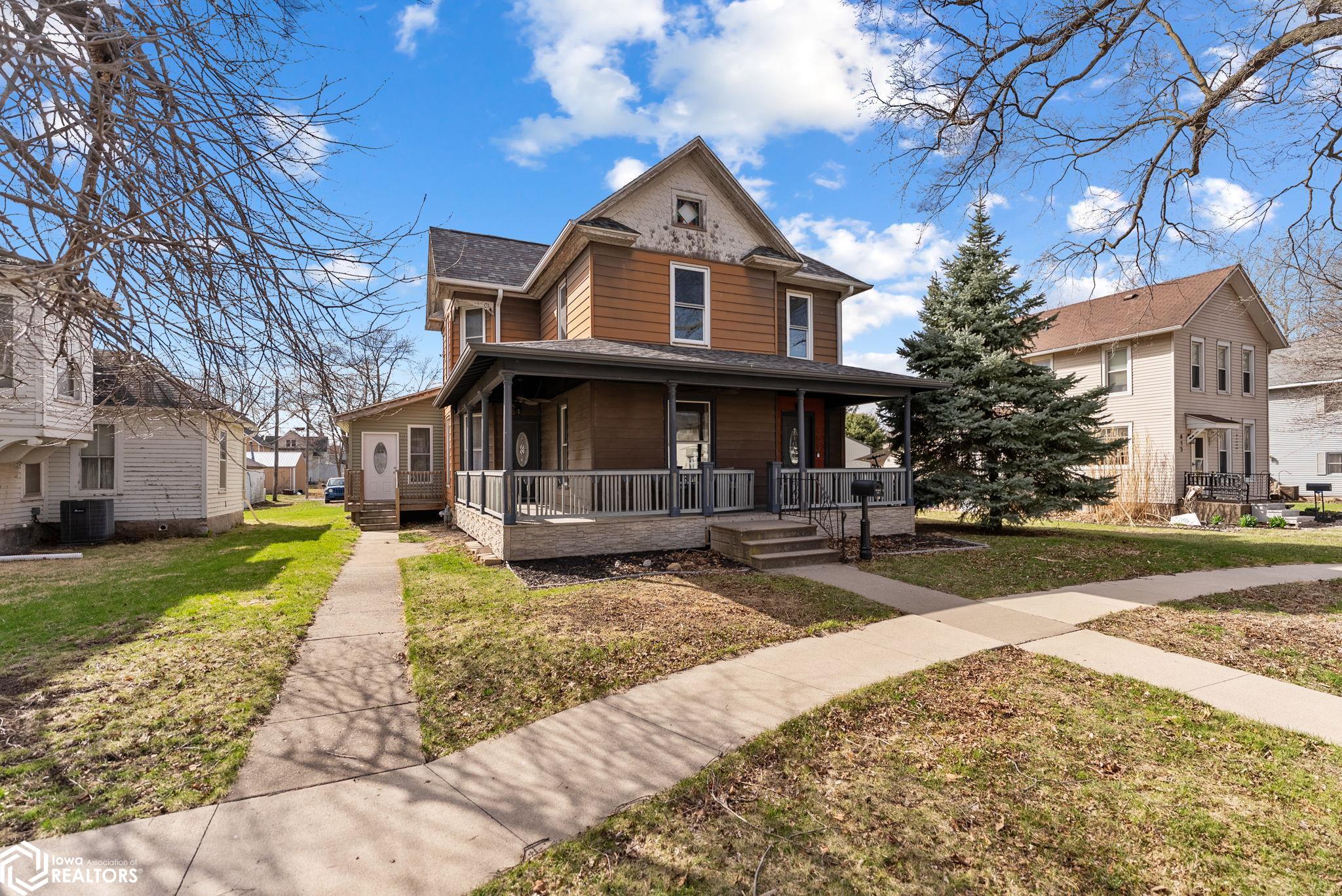 609 N Iowa Avenue, Washington, Iowa image 23