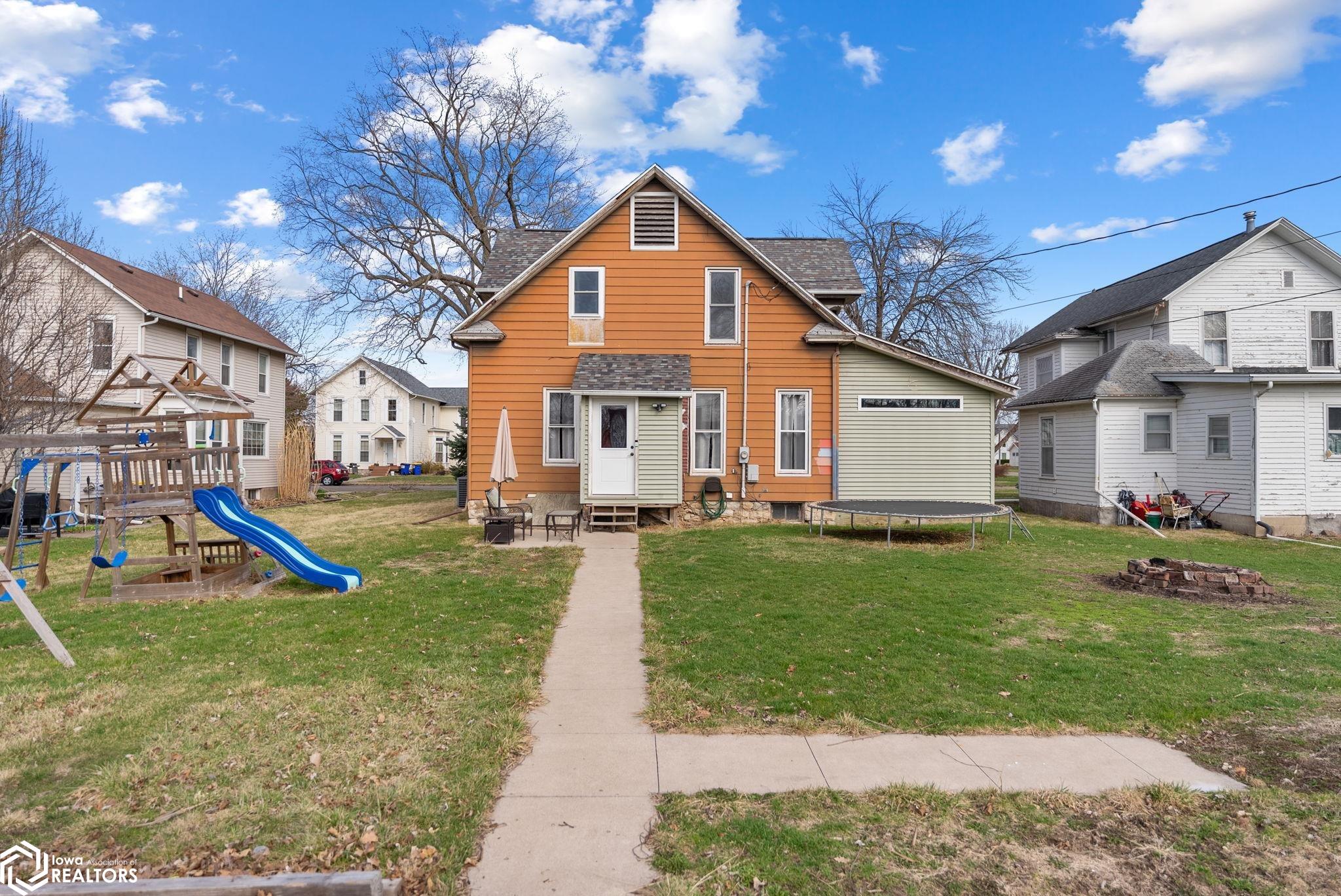 609 N Iowa Avenue, Washington, Iowa image 27