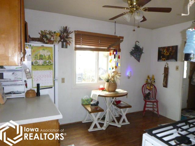 128 Indian Terrace, Burlington, Iowa image 11