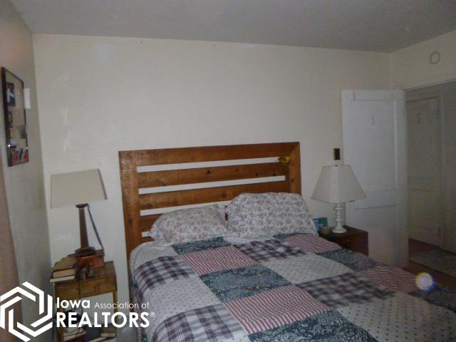 128 Indian Terrace, Burlington, Iowa image 19