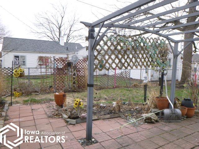 128 Indian Terrace, Burlington, Iowa image 4