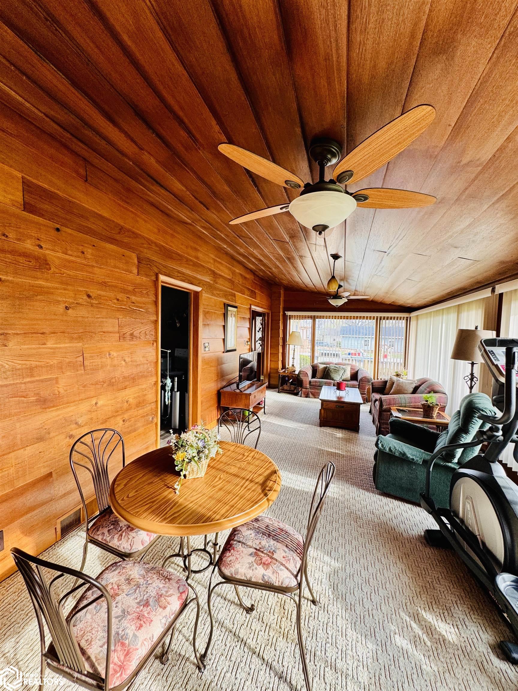 2126 Grand Ave., Keokuk, Iowa image 11