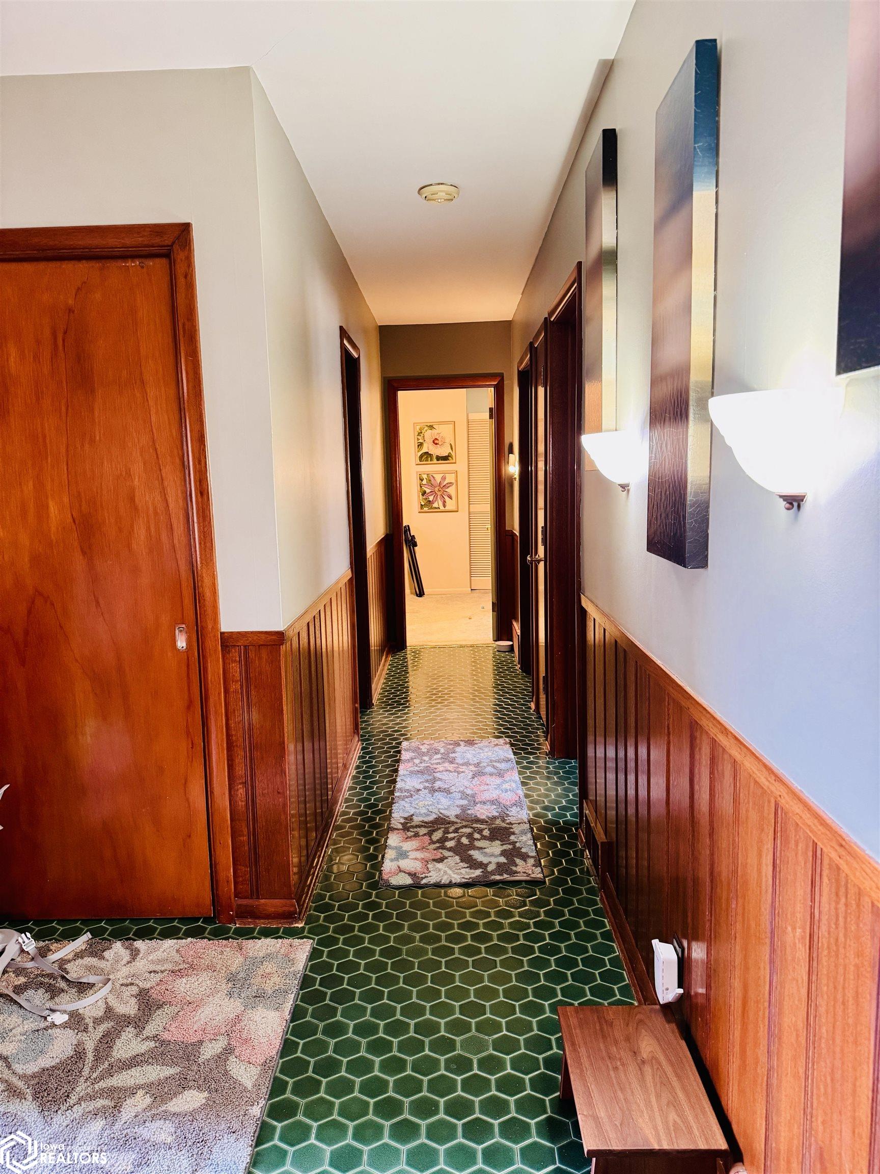 2126 Grand Ave., Keokuk, Iowa image 20