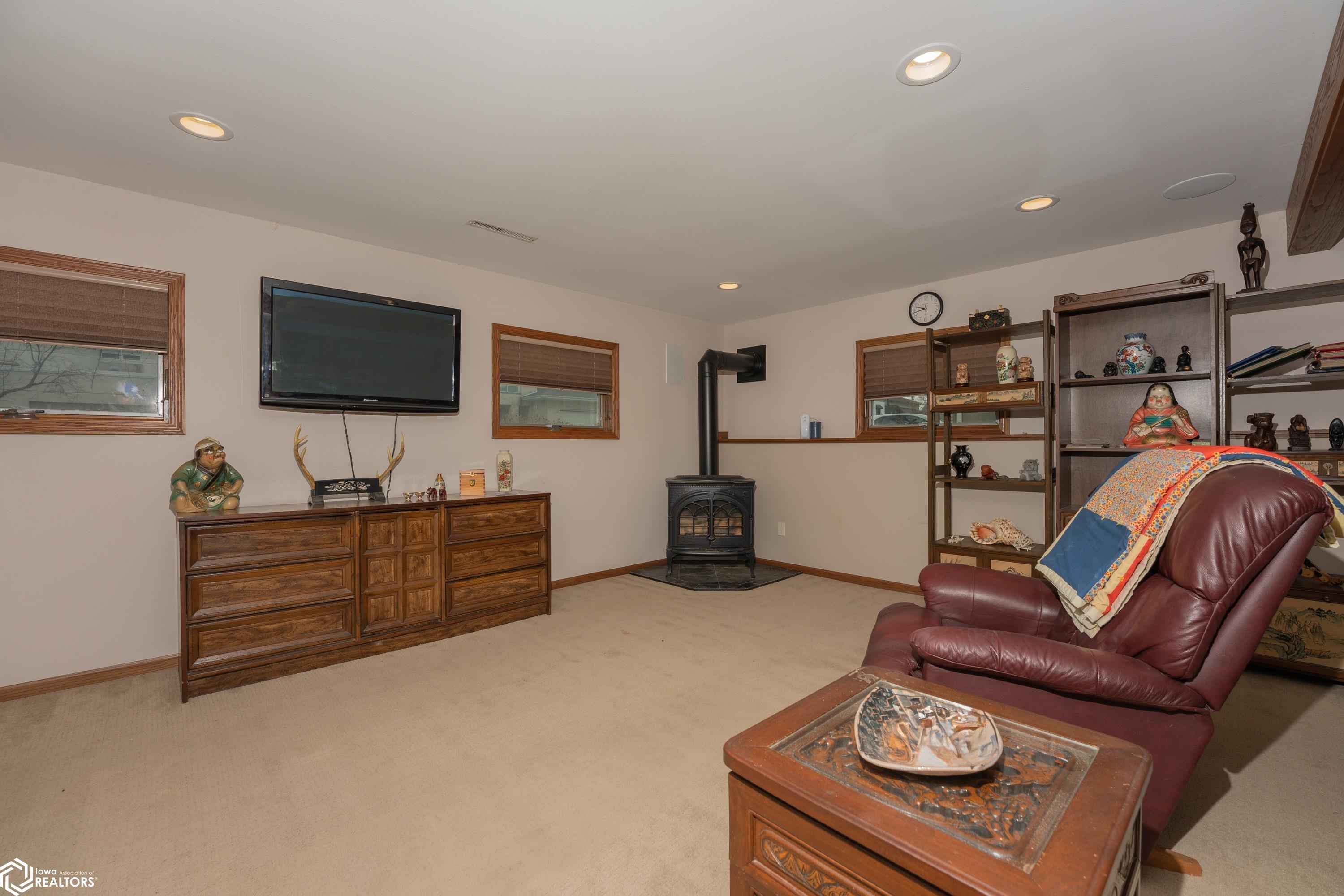 902 N Shore Drive, Clear Lake, Iowa image 21