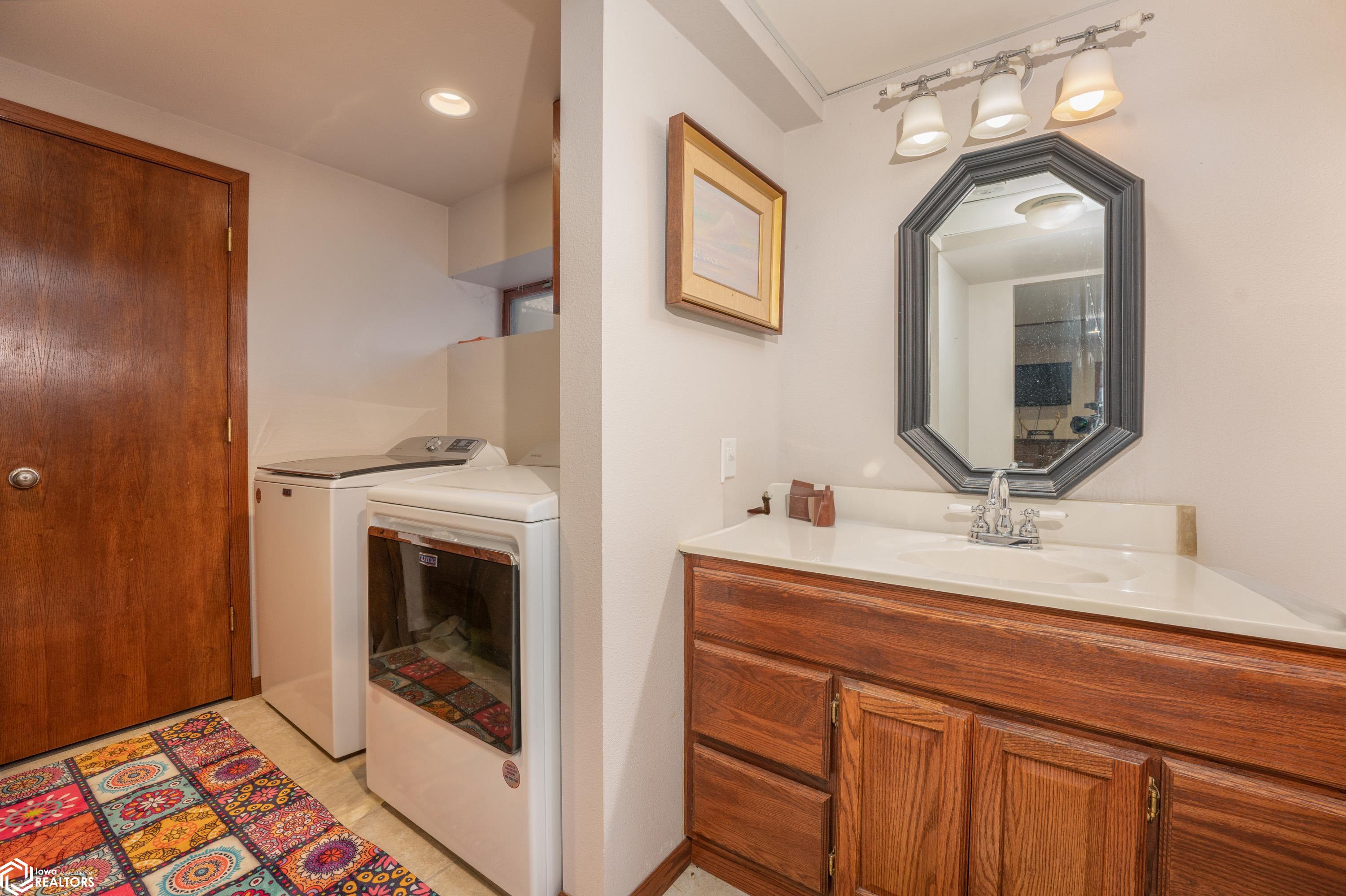 902 N Shore Drive, Clear Lake, Iowa image 22