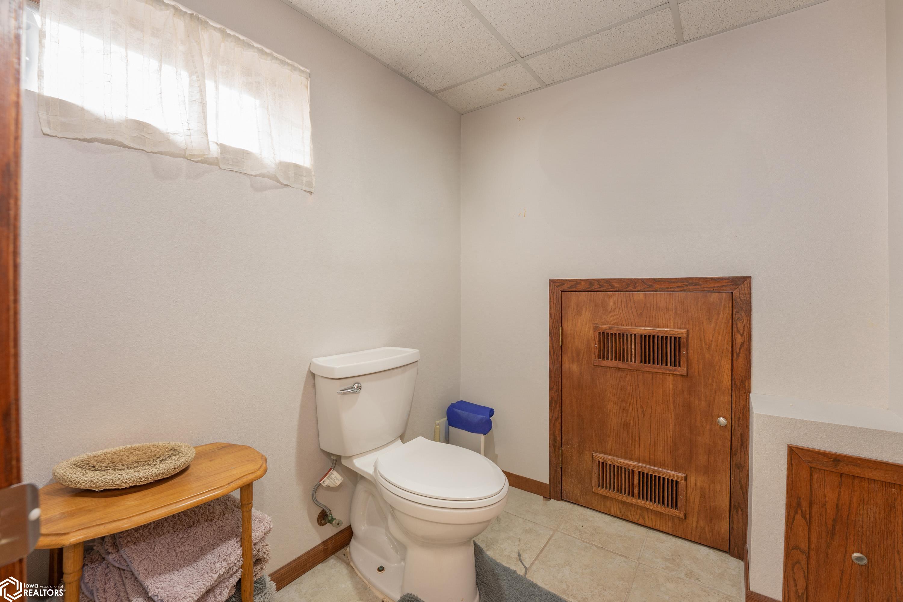 902 N Shore Drive, Clear Lake, Iowa image 23