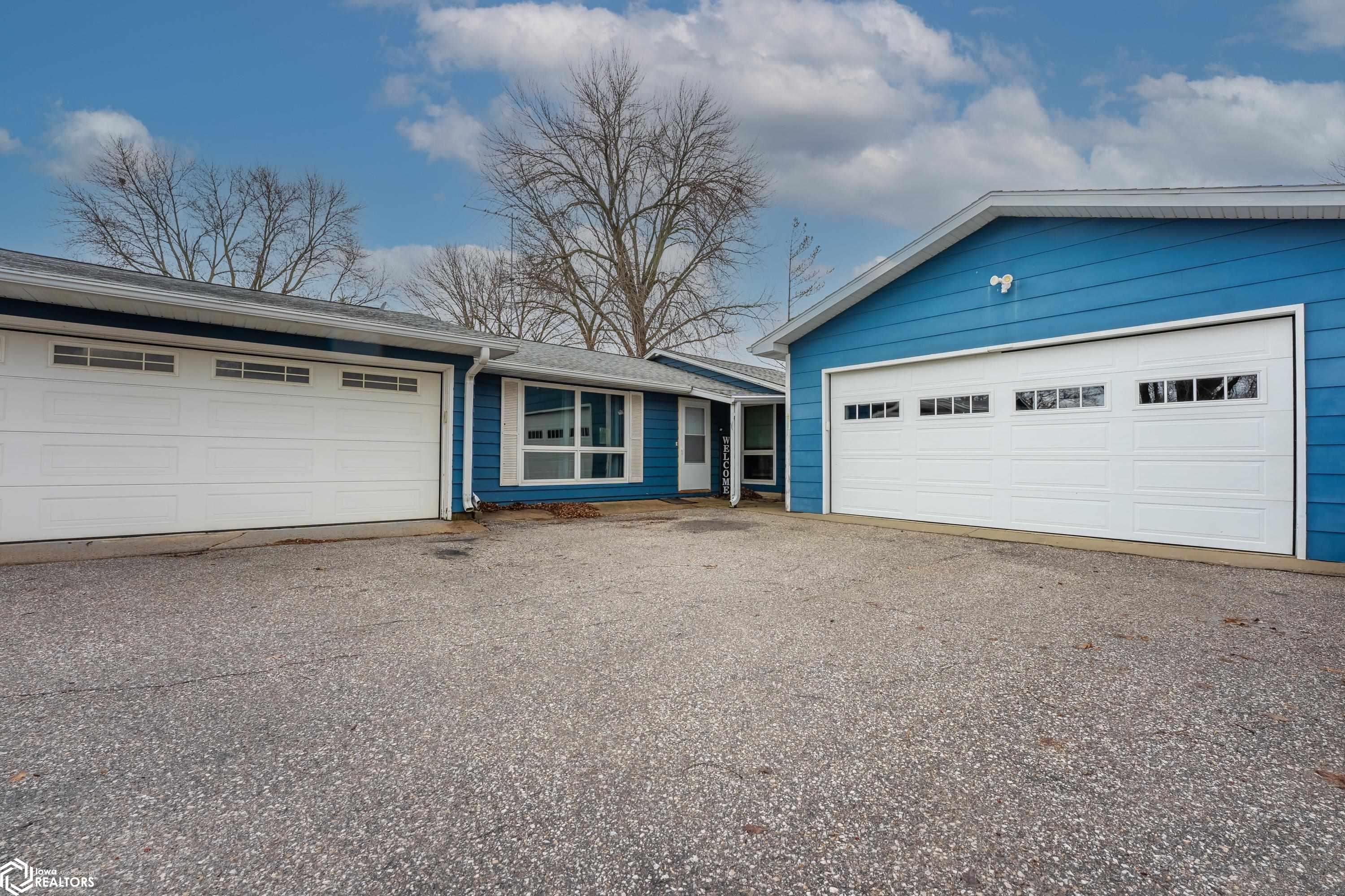 902 N Shore Drive, Clear Lake, Iowa image 4