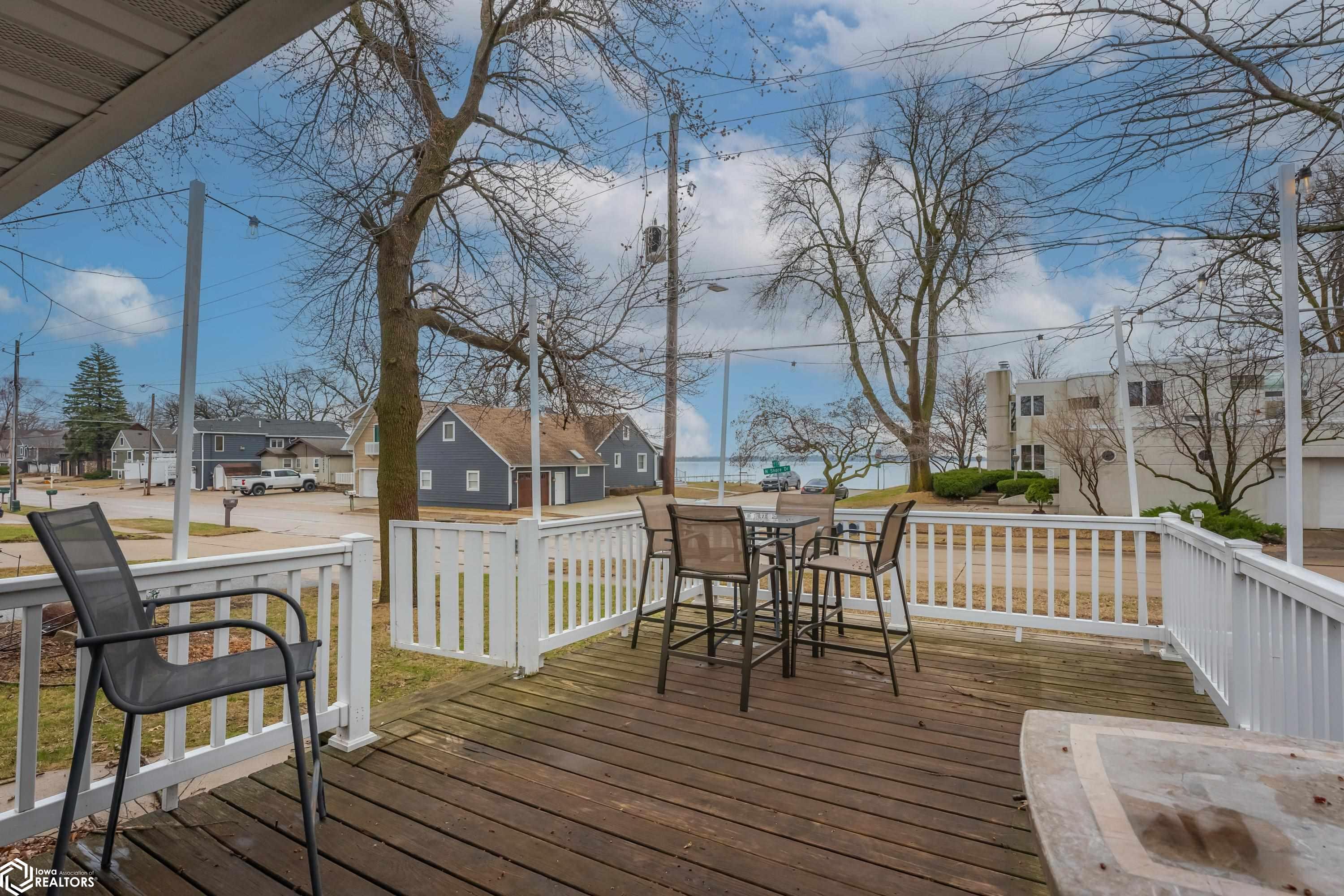 902 N Shore Drive, Clear Lake, Iowa image 8