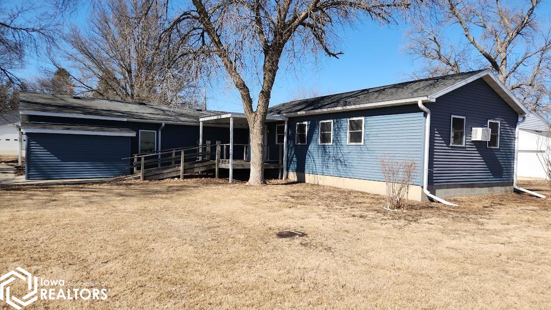 428 N 2nd Street, Sheffield, Iowa image 2
