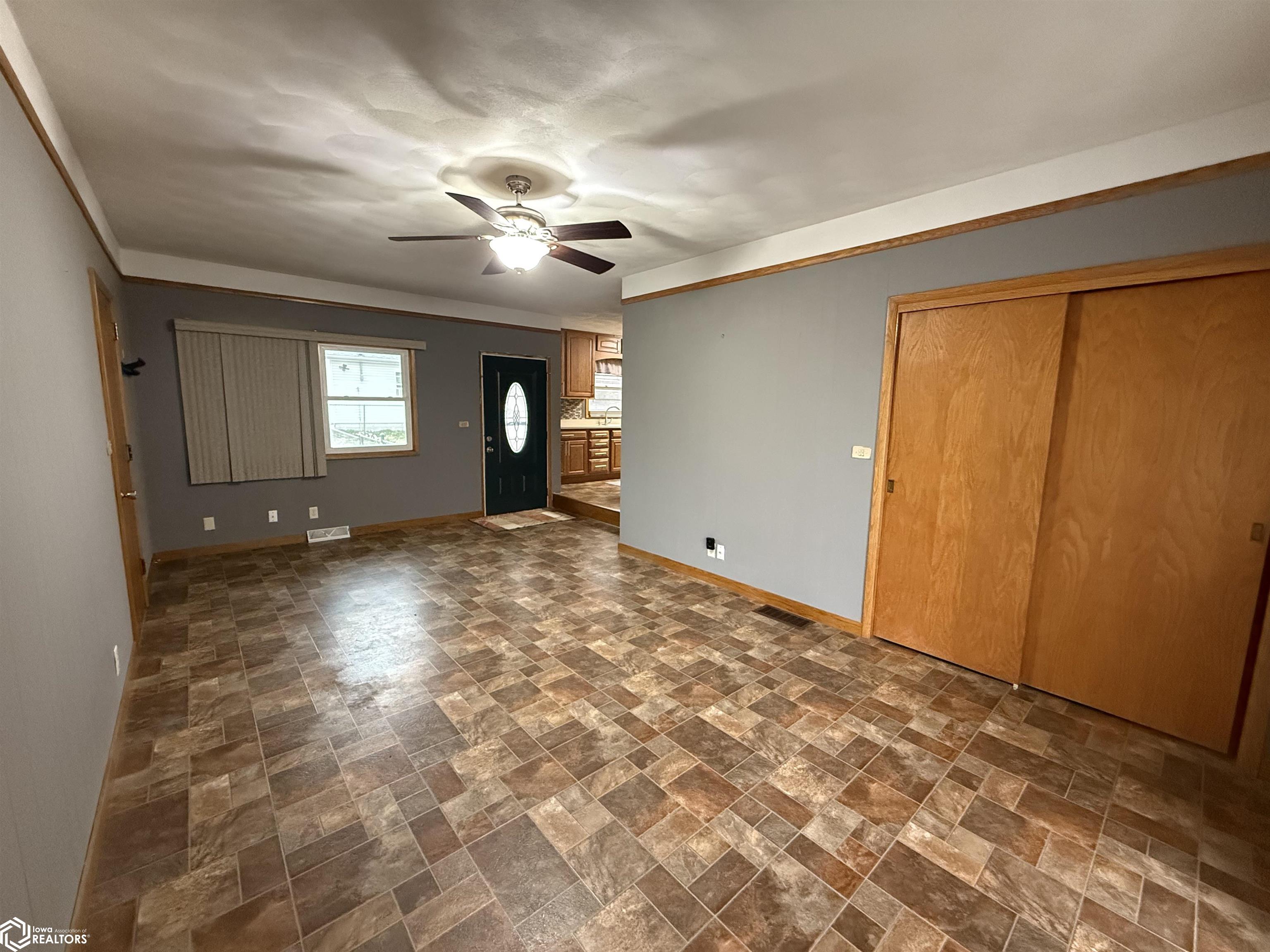 1841 Kirkwood, Burlington, Iowa image 16