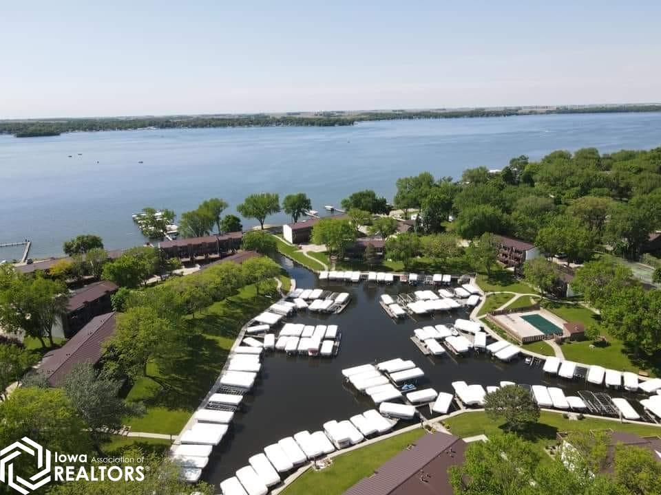 2700 N Shore Drive #706, Clear Lake, Iowa image 1