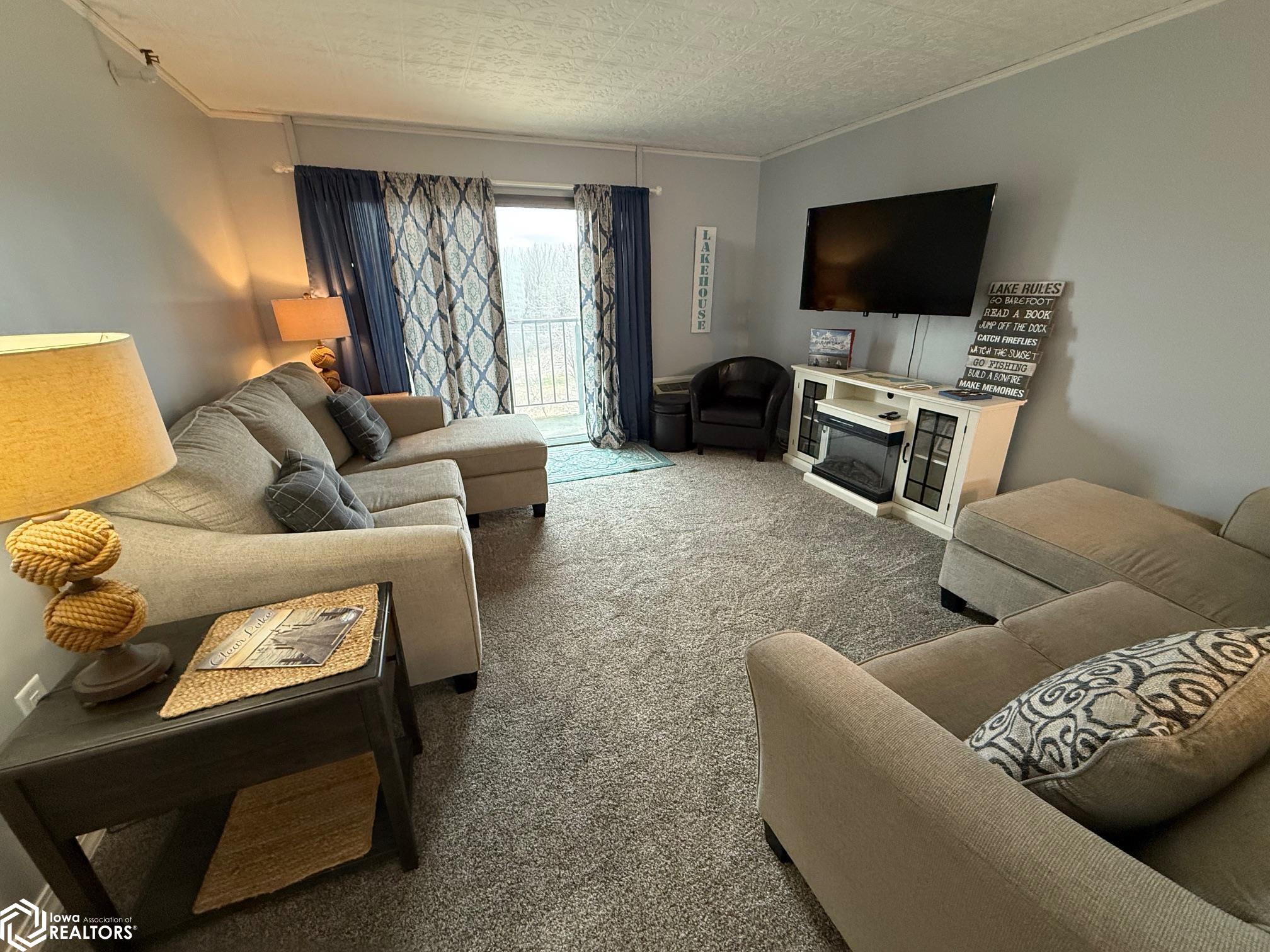 2700 N Shore Drive #706, Clear Lake, Iowa image 2