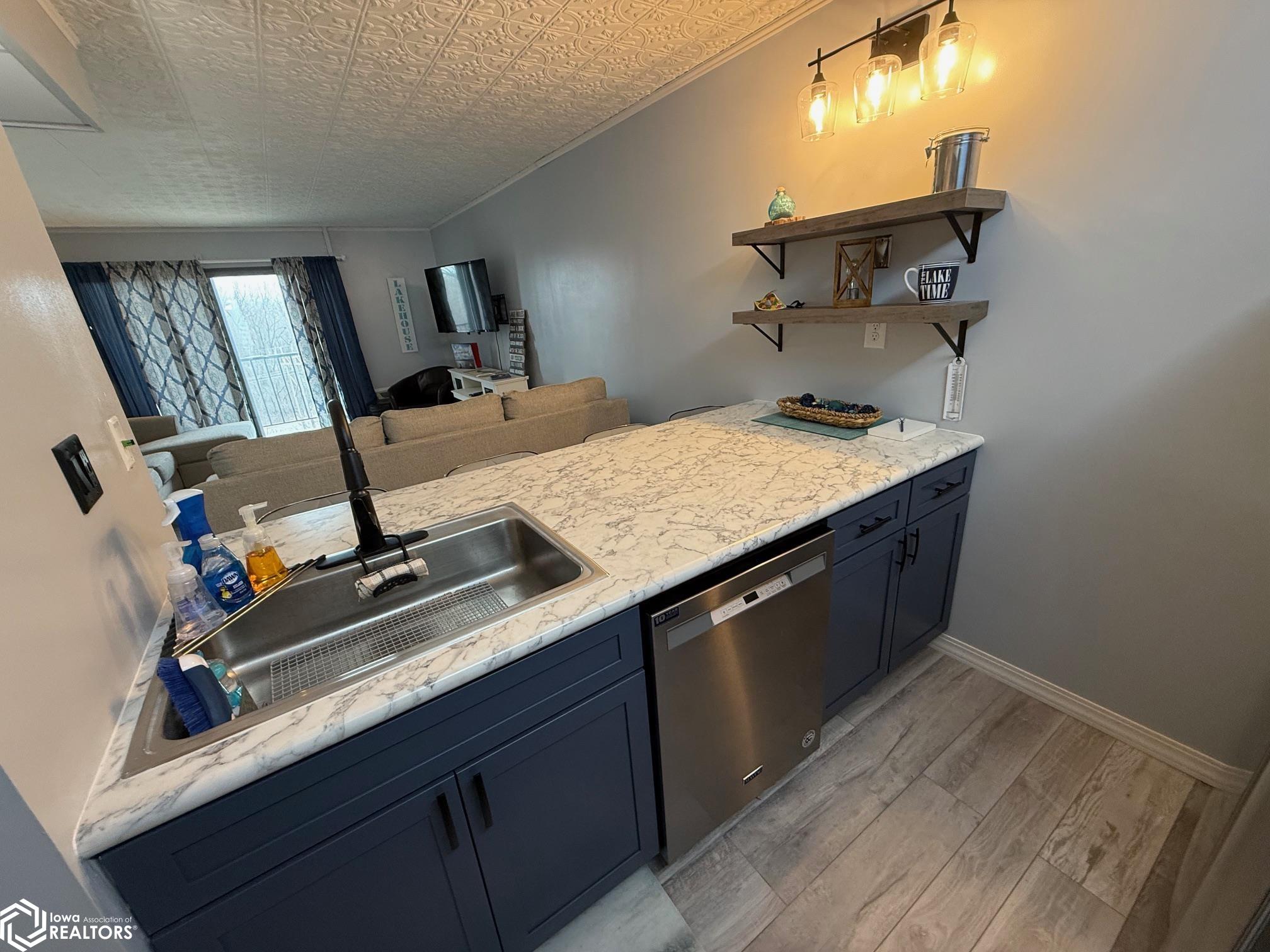 2700 N Shore Drive #706, Clear Lake, Iowa image 6